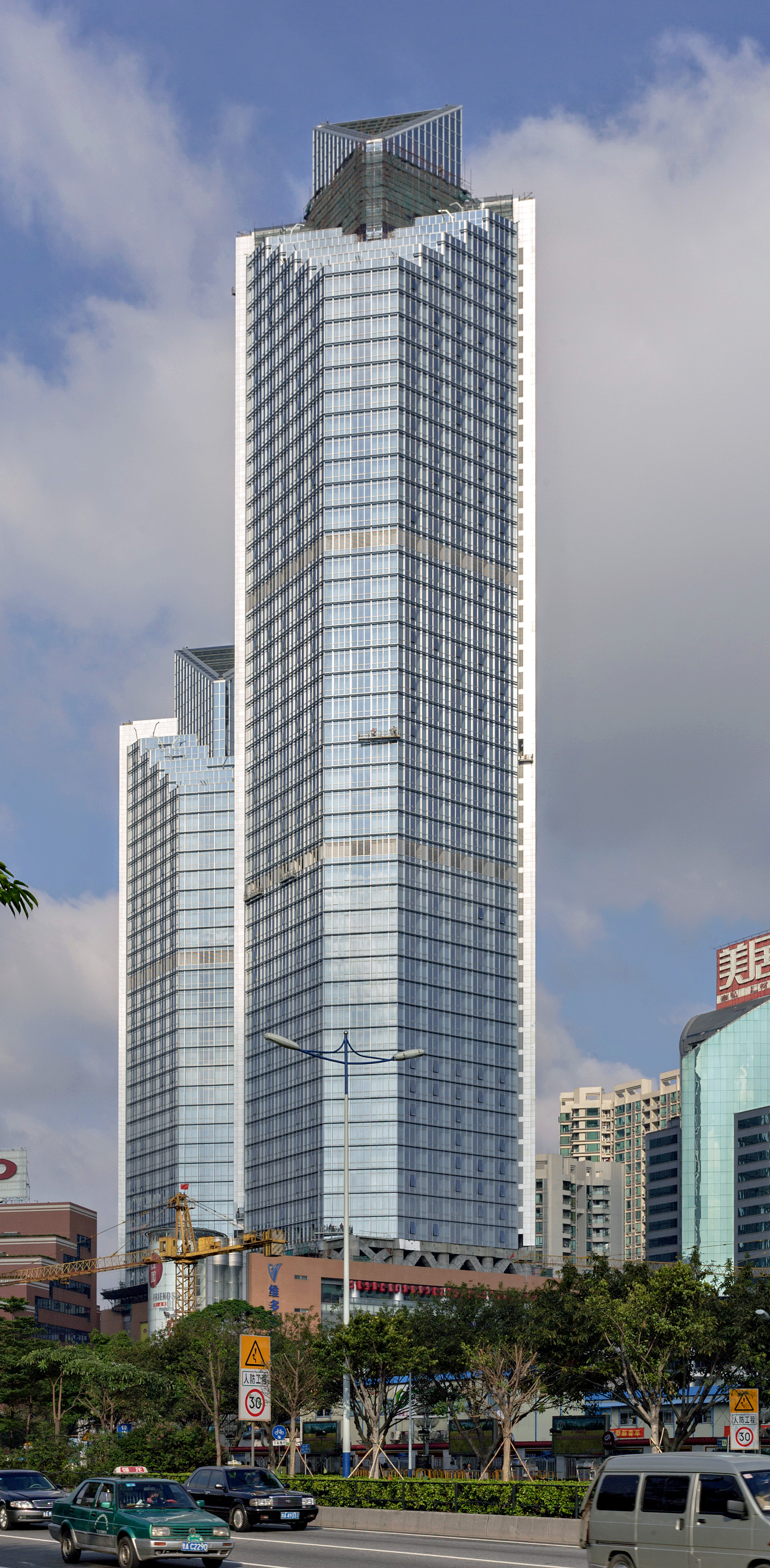 Victory Plaza Tower A, Guangzhou - View from the southeast. © Mathias Beinling