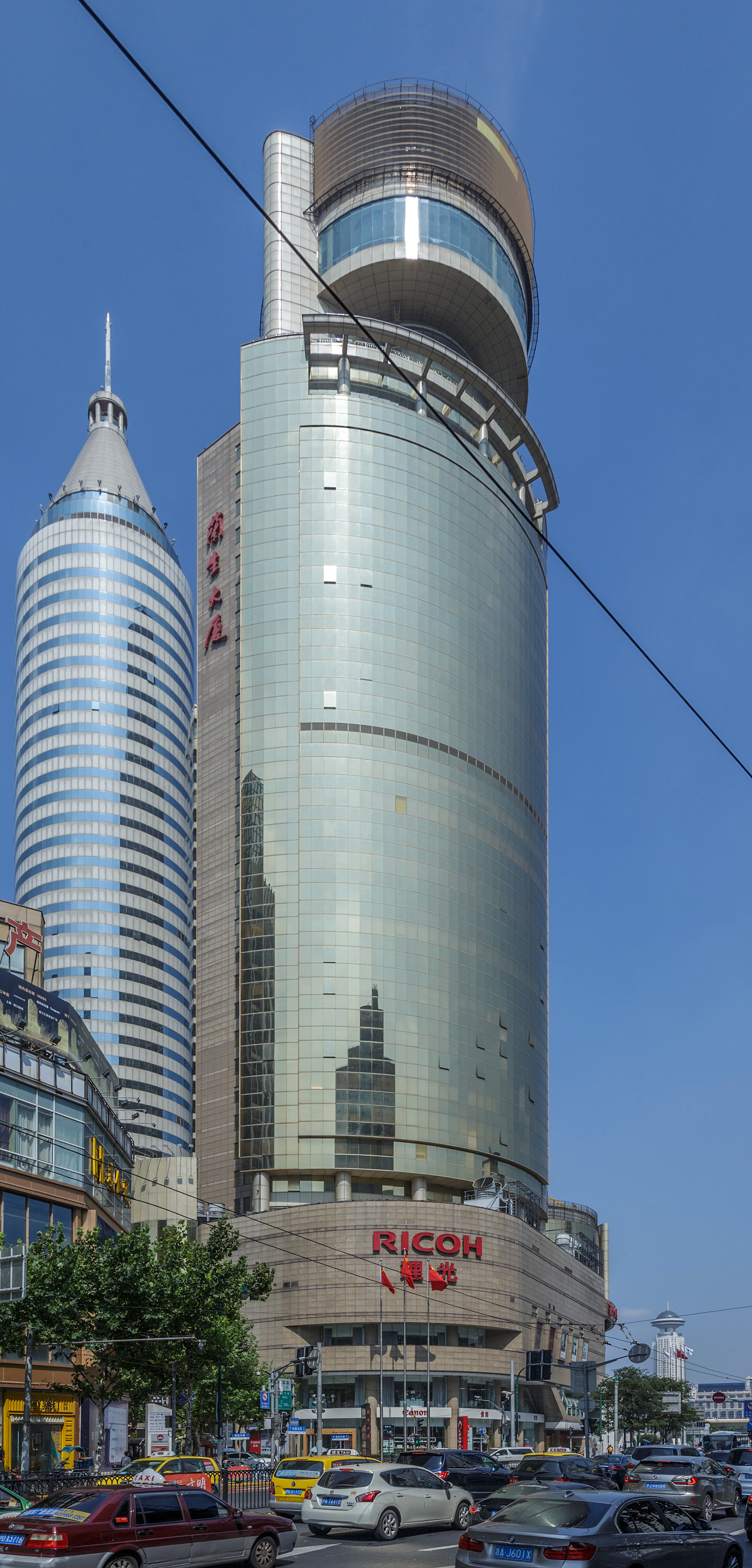 Lan Sheng Building, Shanghai - View from the east. © Mathias Beinling