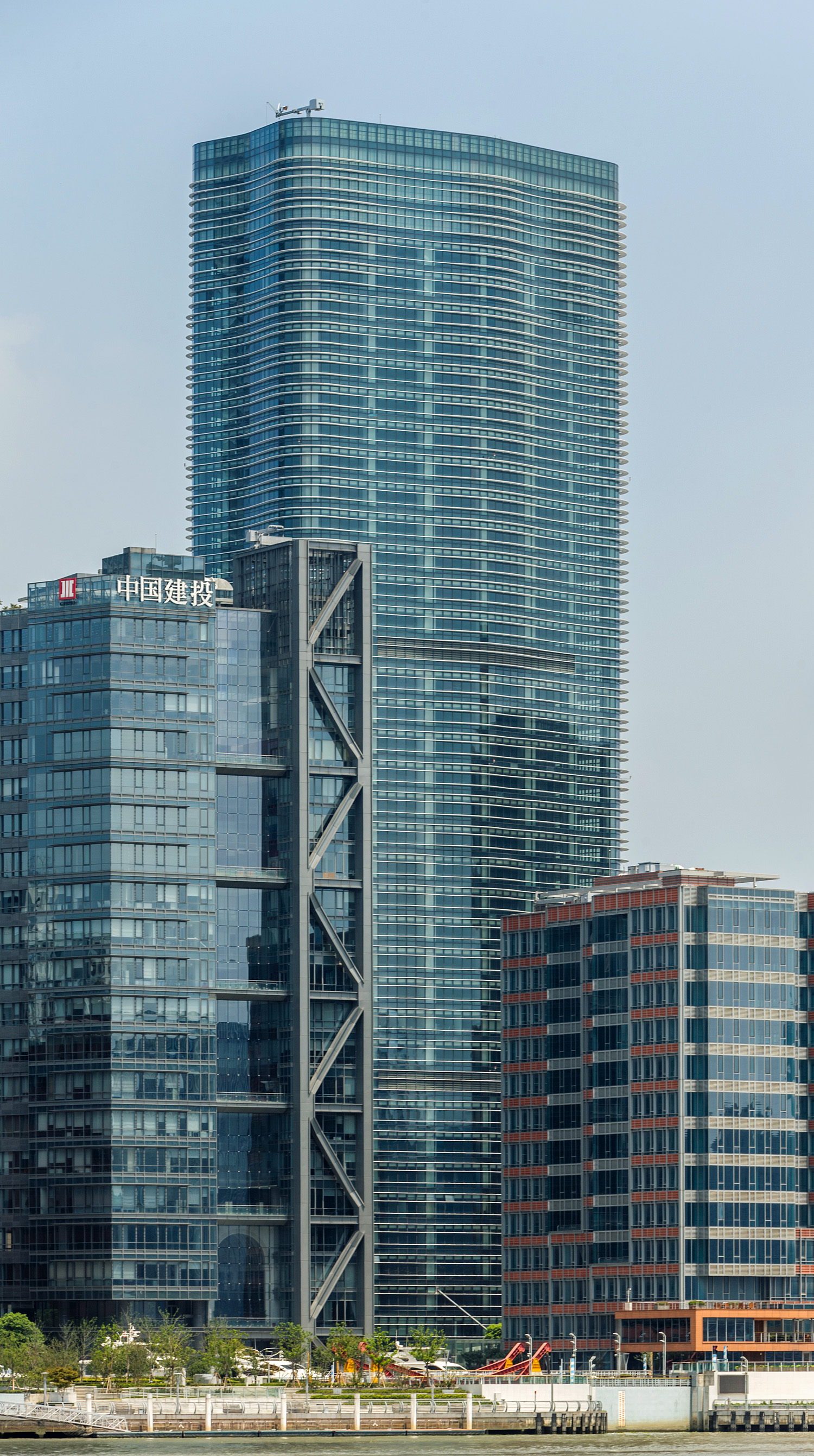 Pujiang International Finance Plaza, Shanghai - View across Huangpu River. © Mathias Beinling