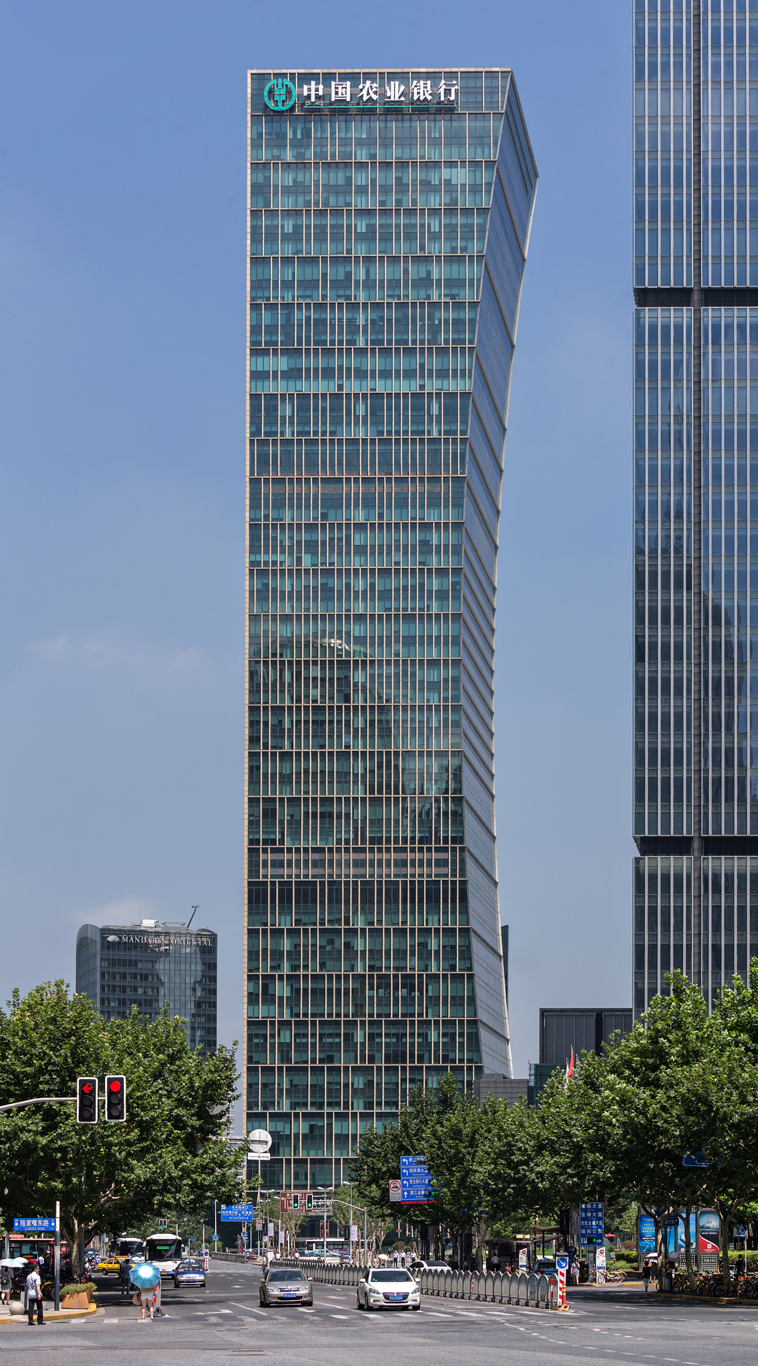 Riviera TwinStar Square 1, Shanghai - View from the south. © Mathias Beinling