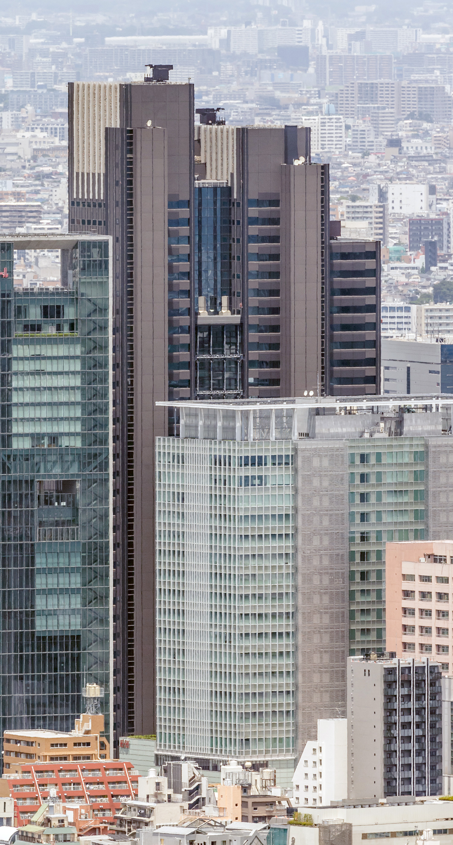 Shinjuku Maynds Tower, Tokyo - View from Shibuya Scramble Square. © Mathias Beinling