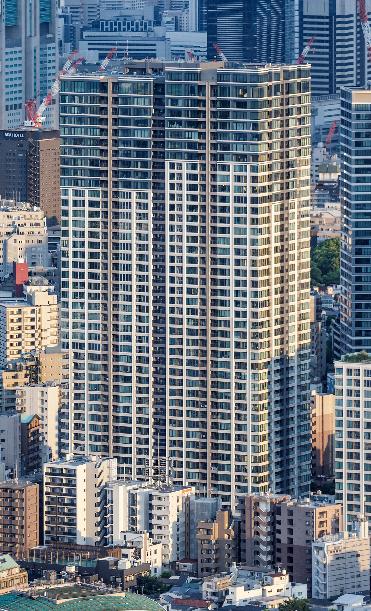 Shirokane The Sky East Wing, Tokyo - View from Tokyo Tower. © Mathias Beinling