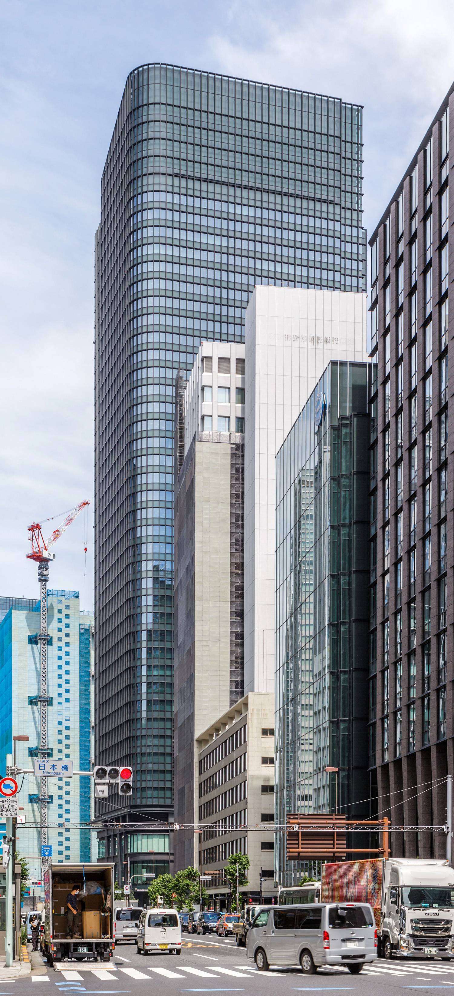 Tokiwabashi Tower, Tokyo - View from the southeast. © Mathias Beinling