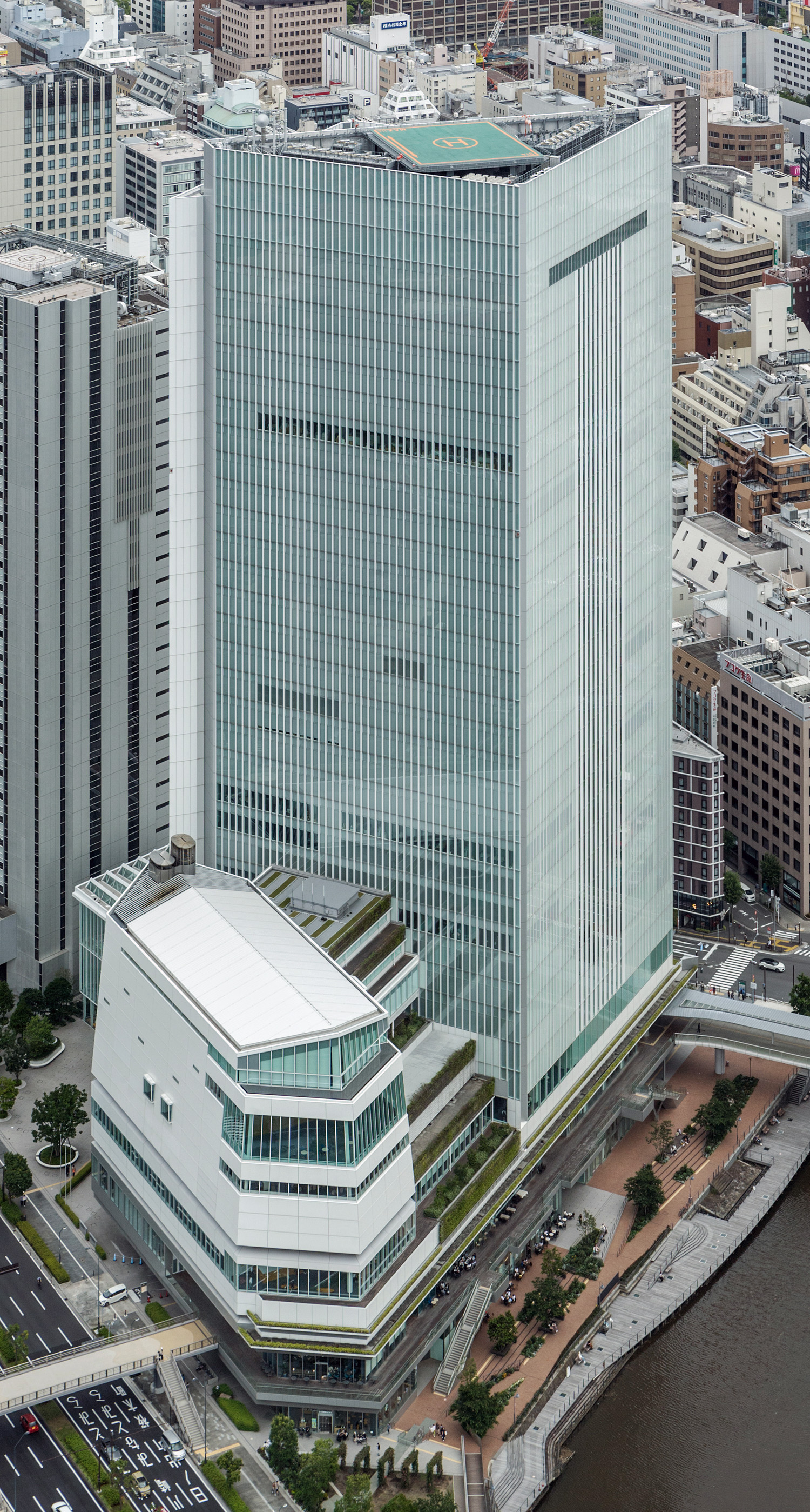 Yokohama City Hall, Yokohama - View from Landmark Tower. © Mathias Beinling