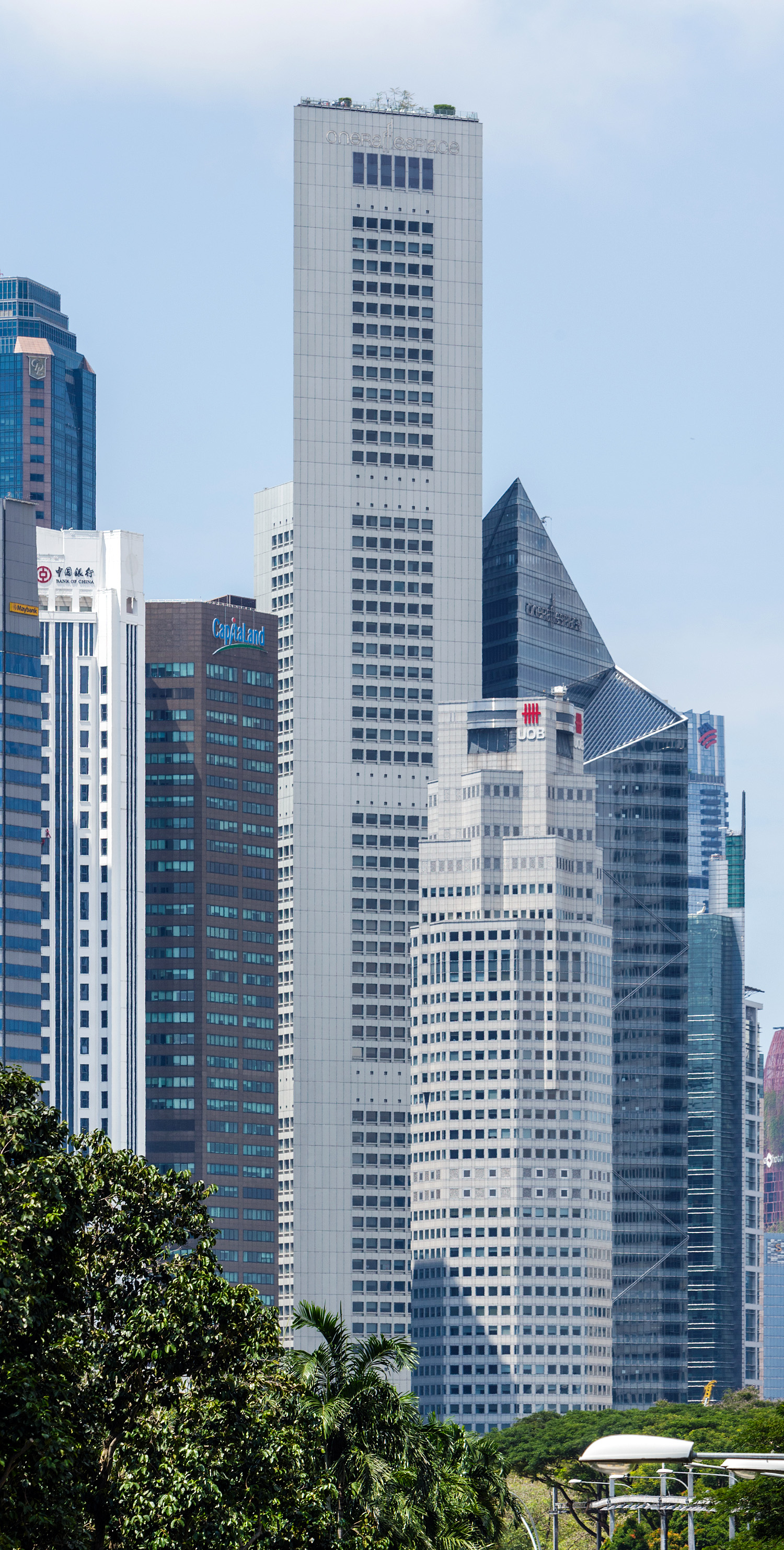 Overseas Union Bank Centre, Singapore - View from the northest. © Mathias Beinling
