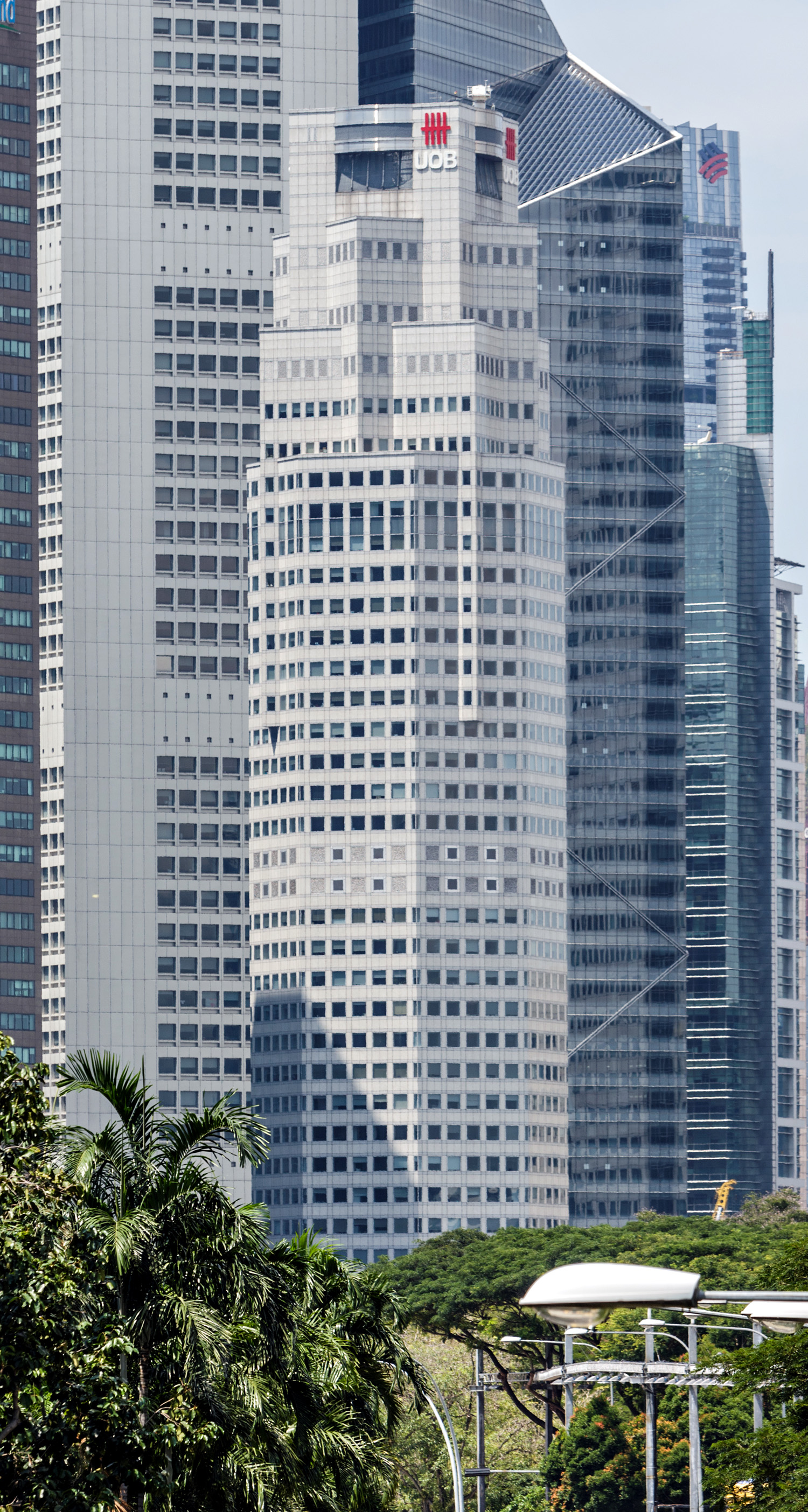 UOB Plaza 2, Singapore - View from the northeast. © Mathias Beinling