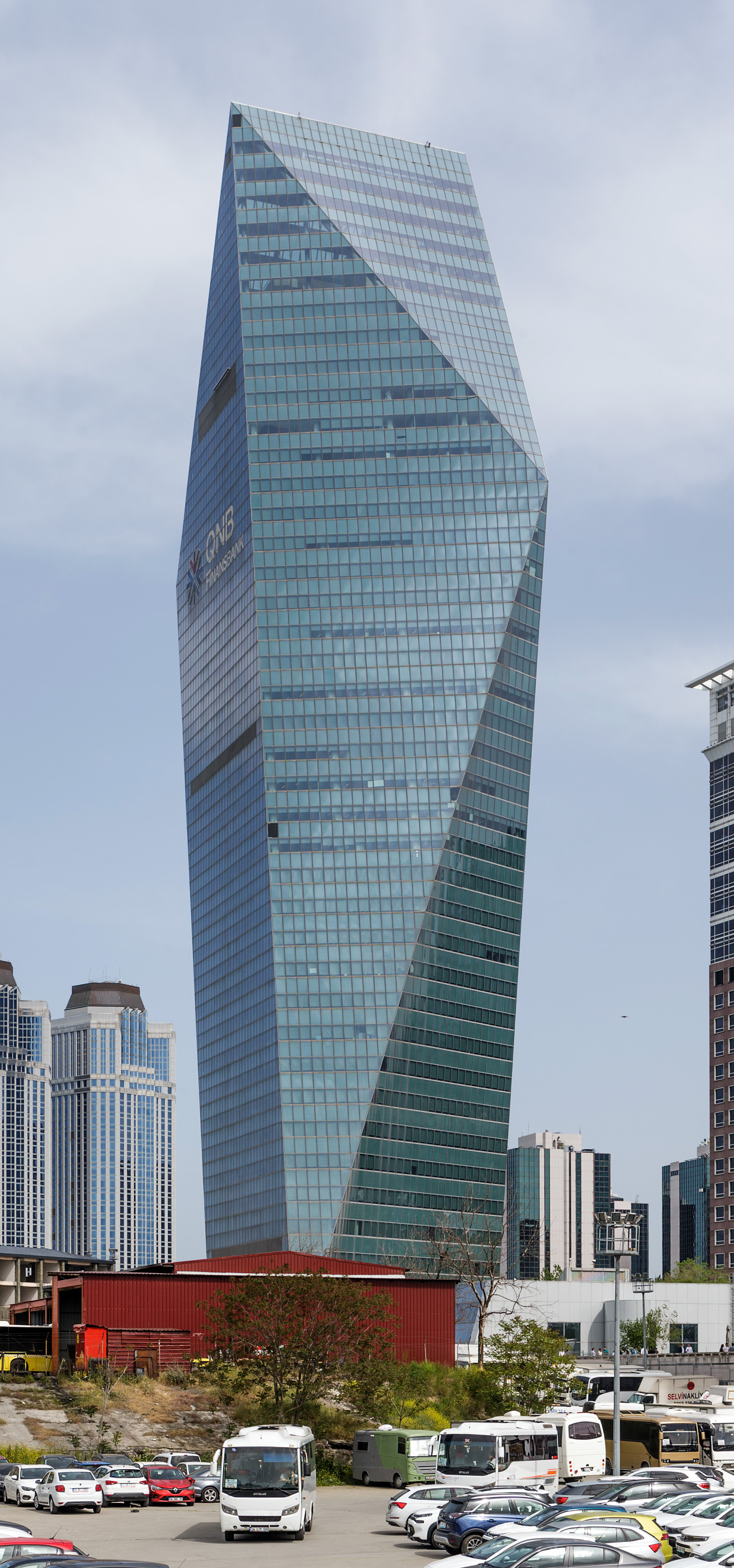 Soyak Kristalkule | Finansbank Headquarters, Istanbul - View from the northwest. © Mathias Beinling