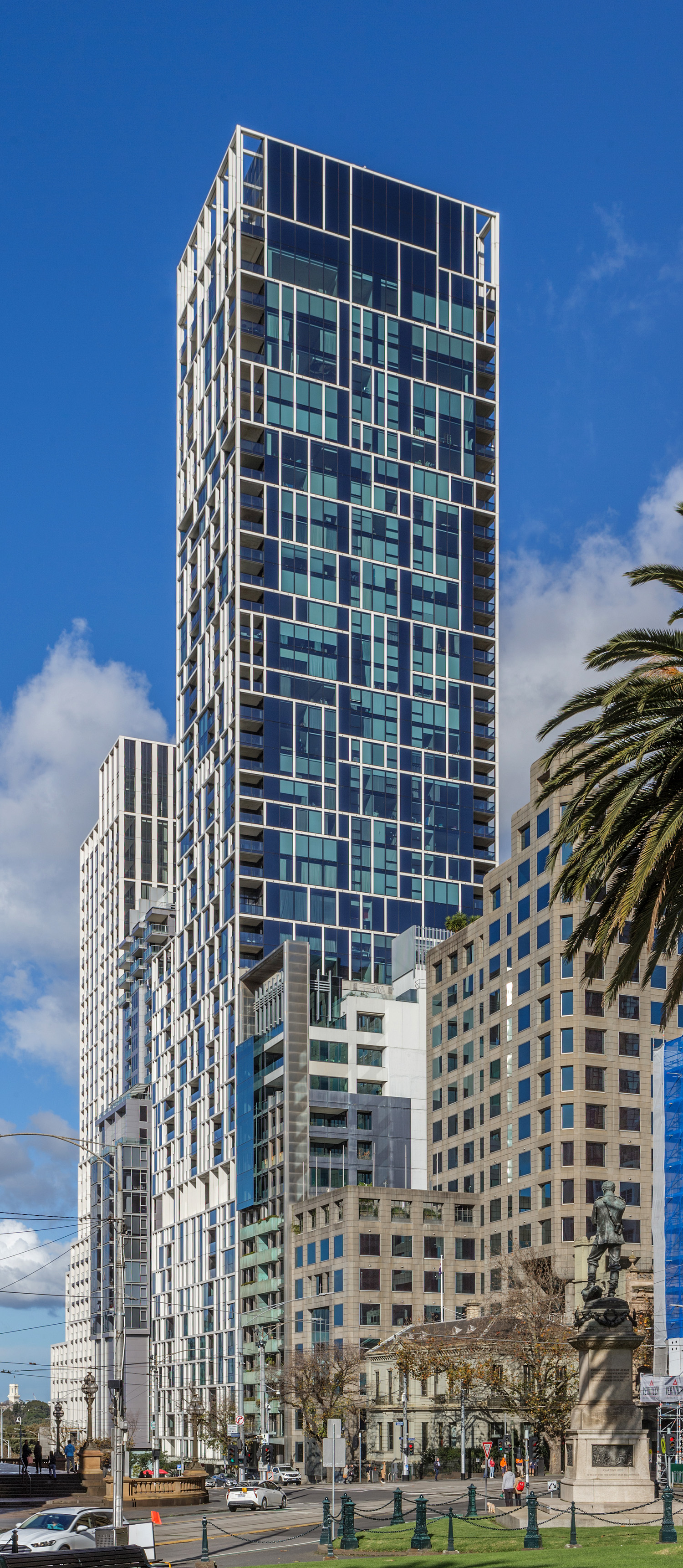 35 Spring Street, Melbourne - View from the north. © Mathias Beinling