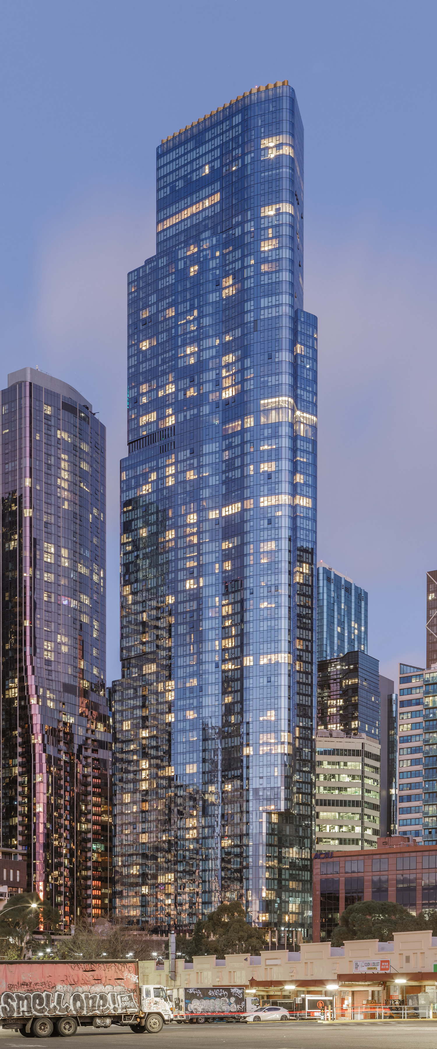 Queens Place North Tower, Melbourne - View from the northwest. © Mathias Beinling