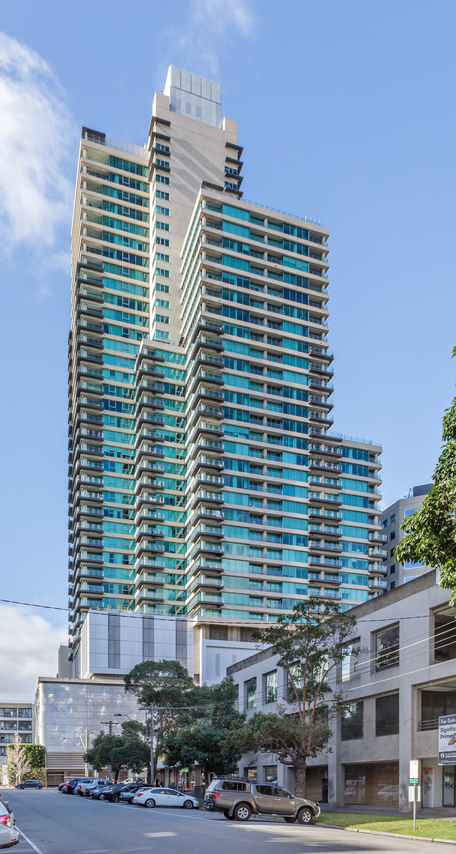 Royal Domain Tower, Melbourne - View from the west. © Mathias Beinling