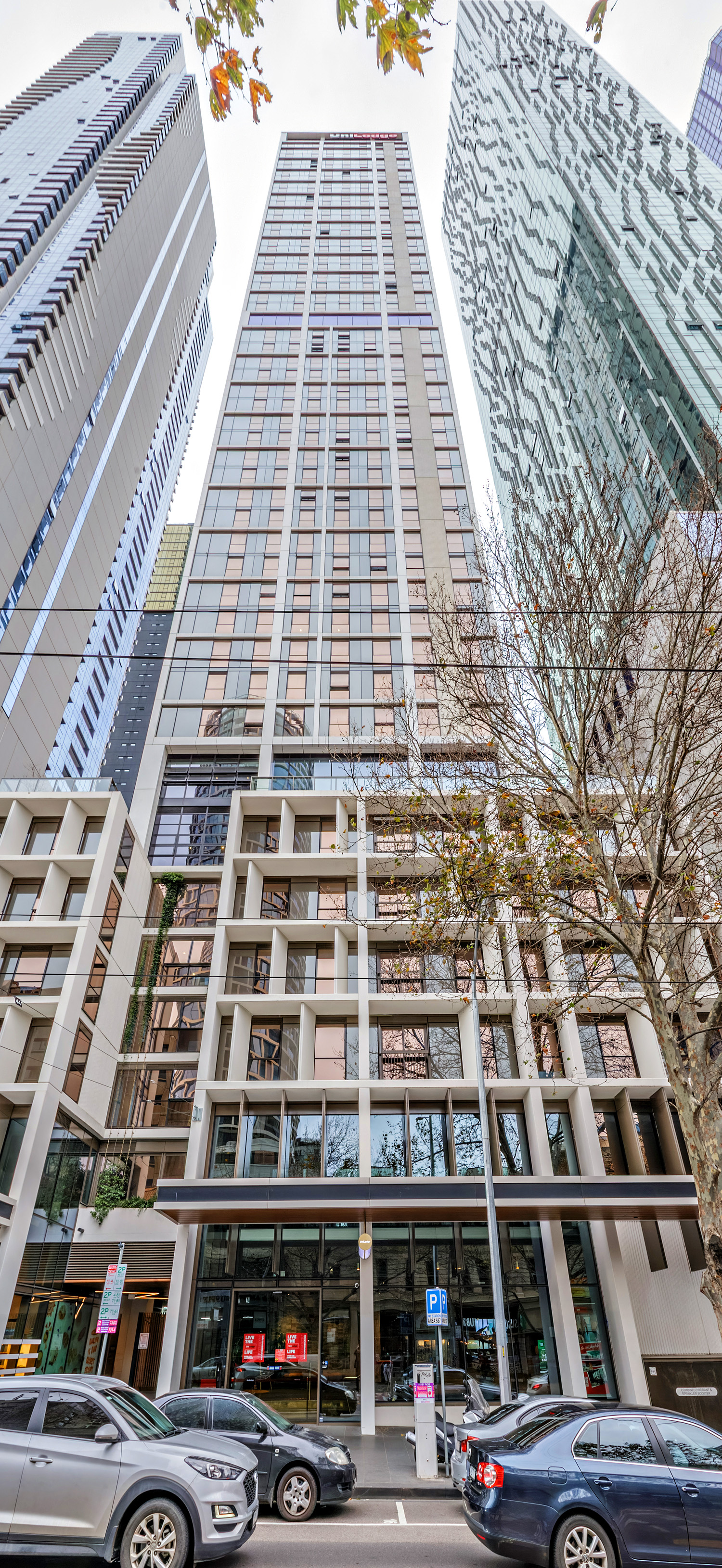 Unilodge Place, Melbourne - Looking up. © Mathias Beinling