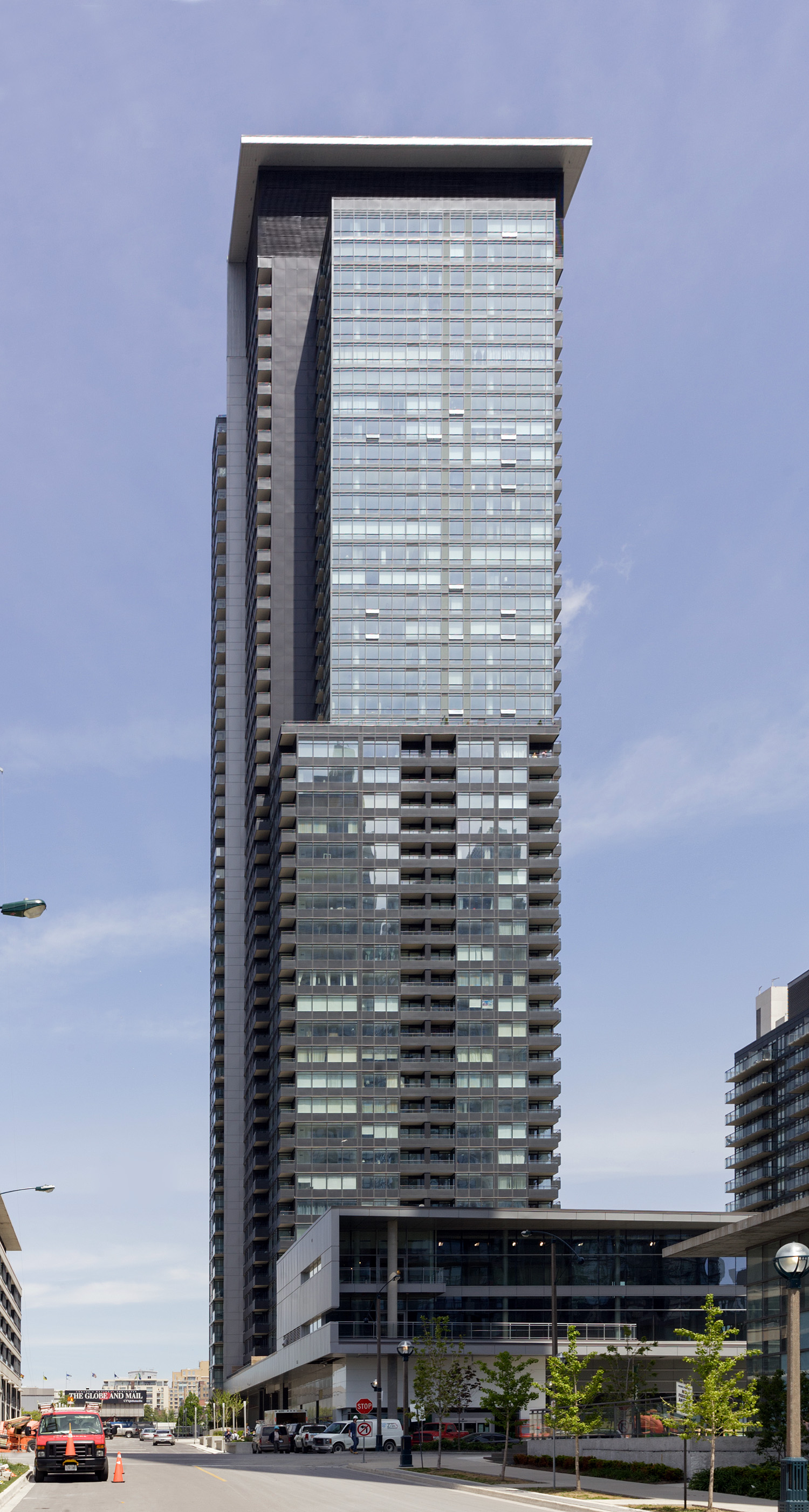 Montage, Toronto - View from the south. © Mathias Beinling