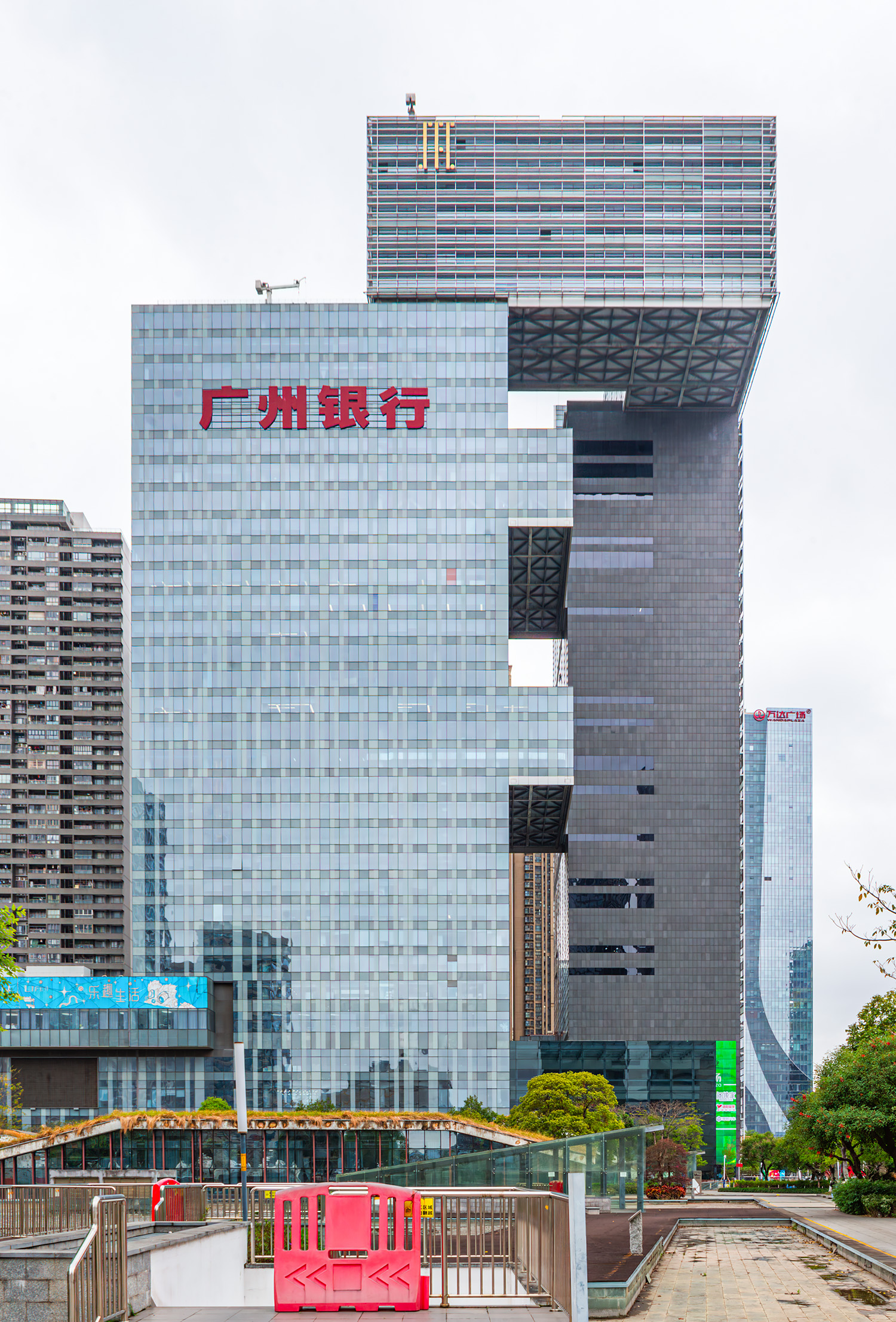 Nanhai APV Tower, Foshan - View from the north. © Mathias Beinling