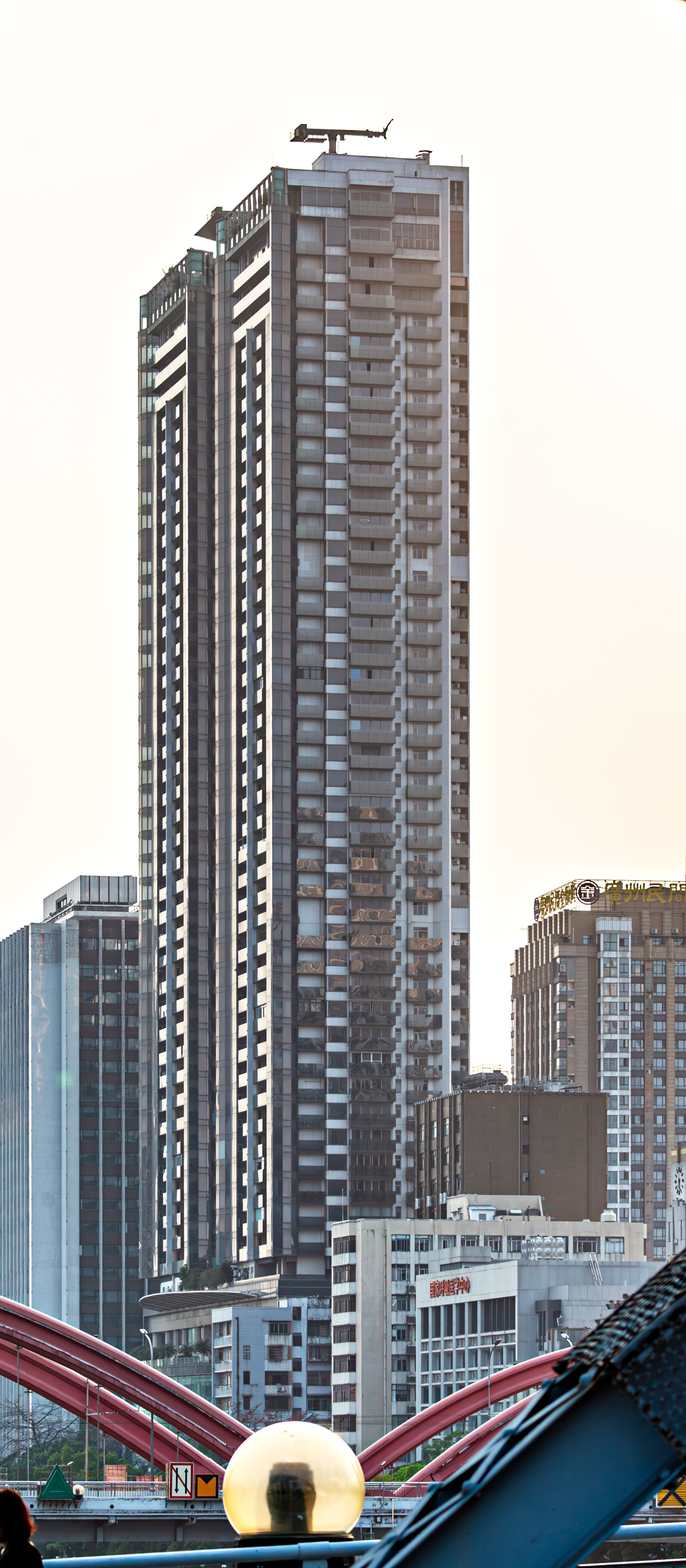 Aiqun Huijing Wan Tower B, Guangzhou - Tower B in front of Tower A. © Mathias Beinling