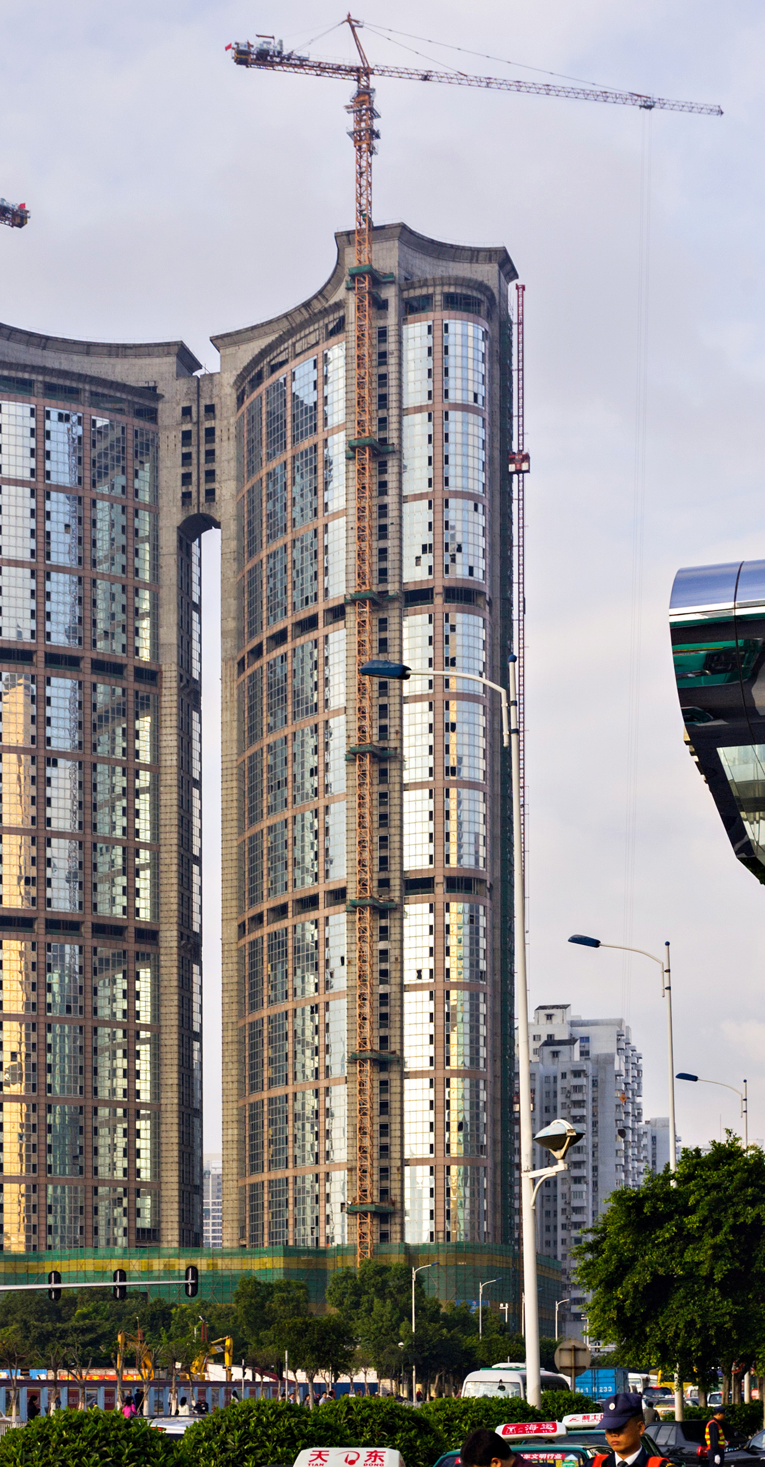 Bercy Plaza I, Guangzhou - Under construction. © Mathias Beinling