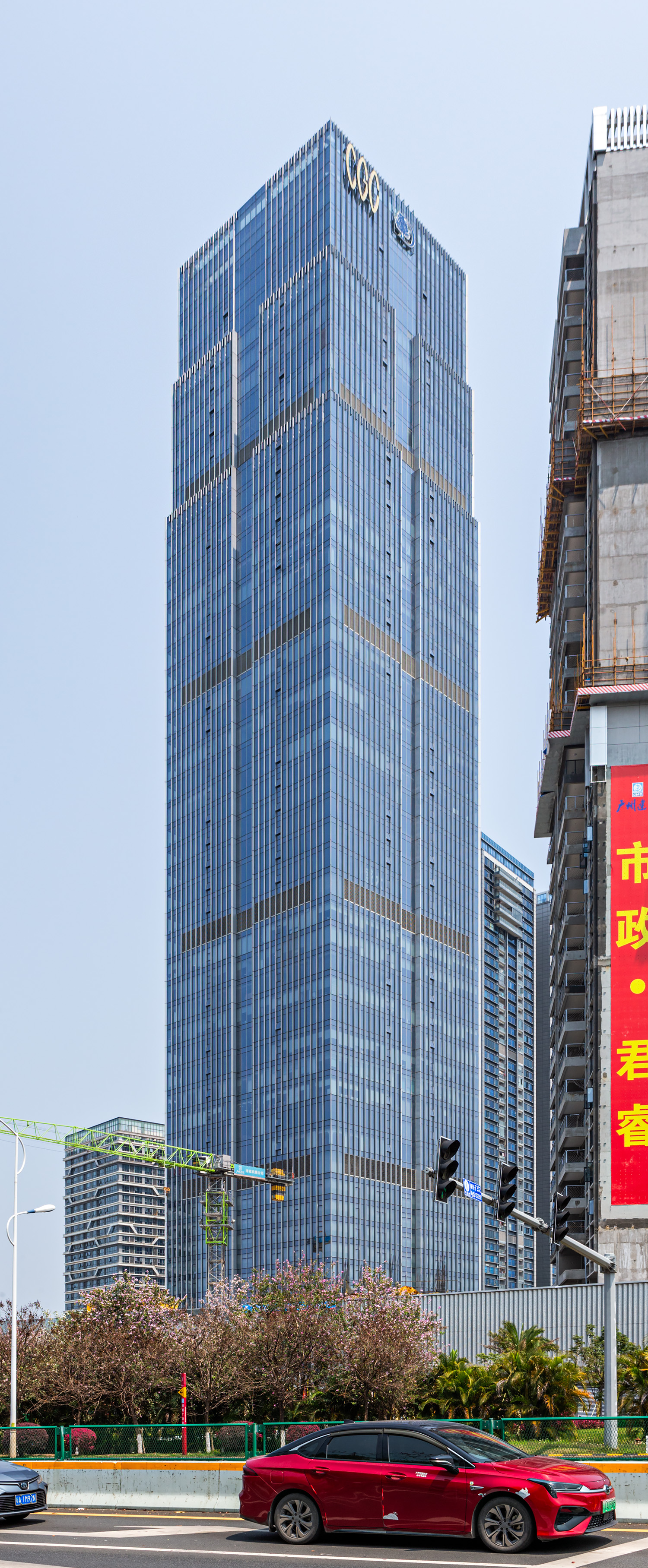Country Garden Center Tower 1, Guangzhou - View from the west. © Mathias Beinling