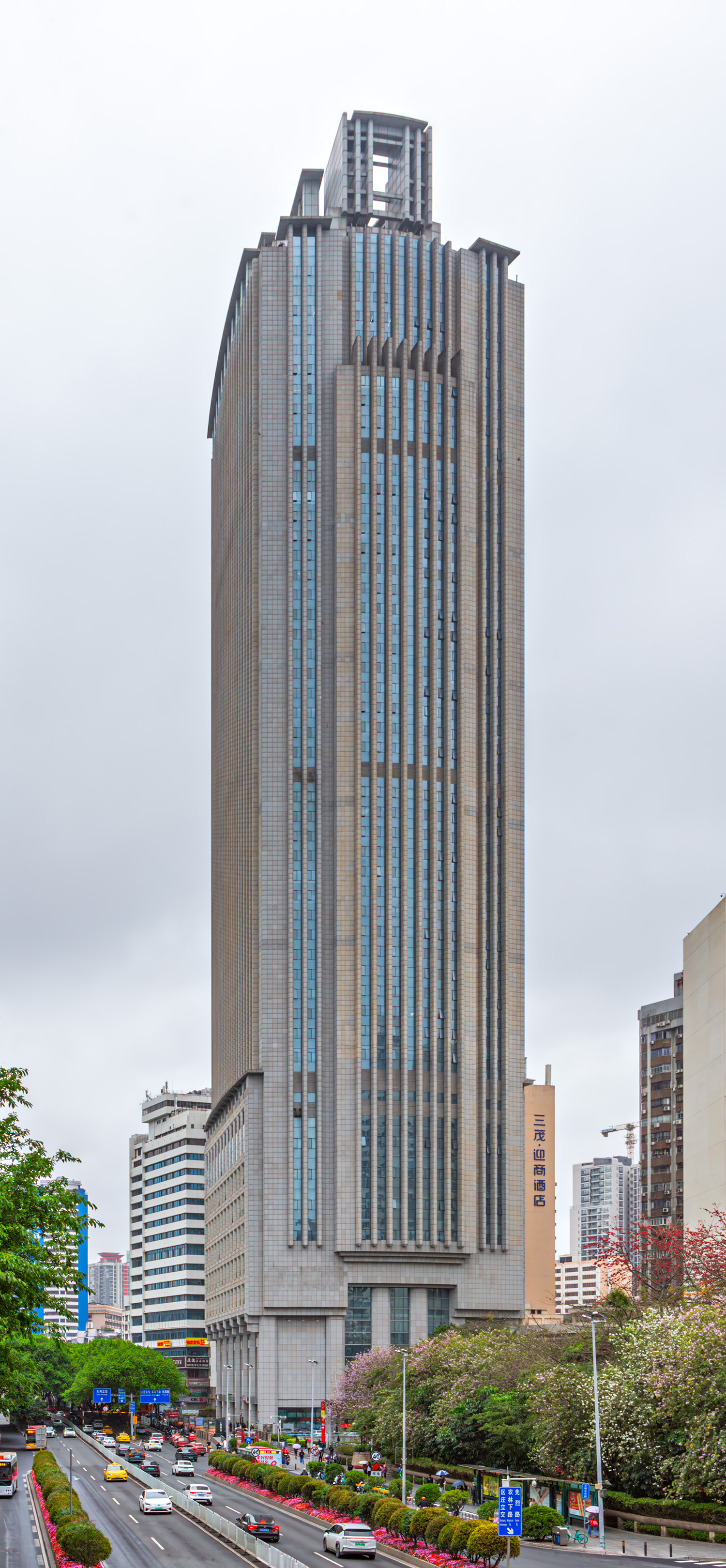 Dapeng International Plaza, Guangzhou - View from the northwest. © Mathias Beinling