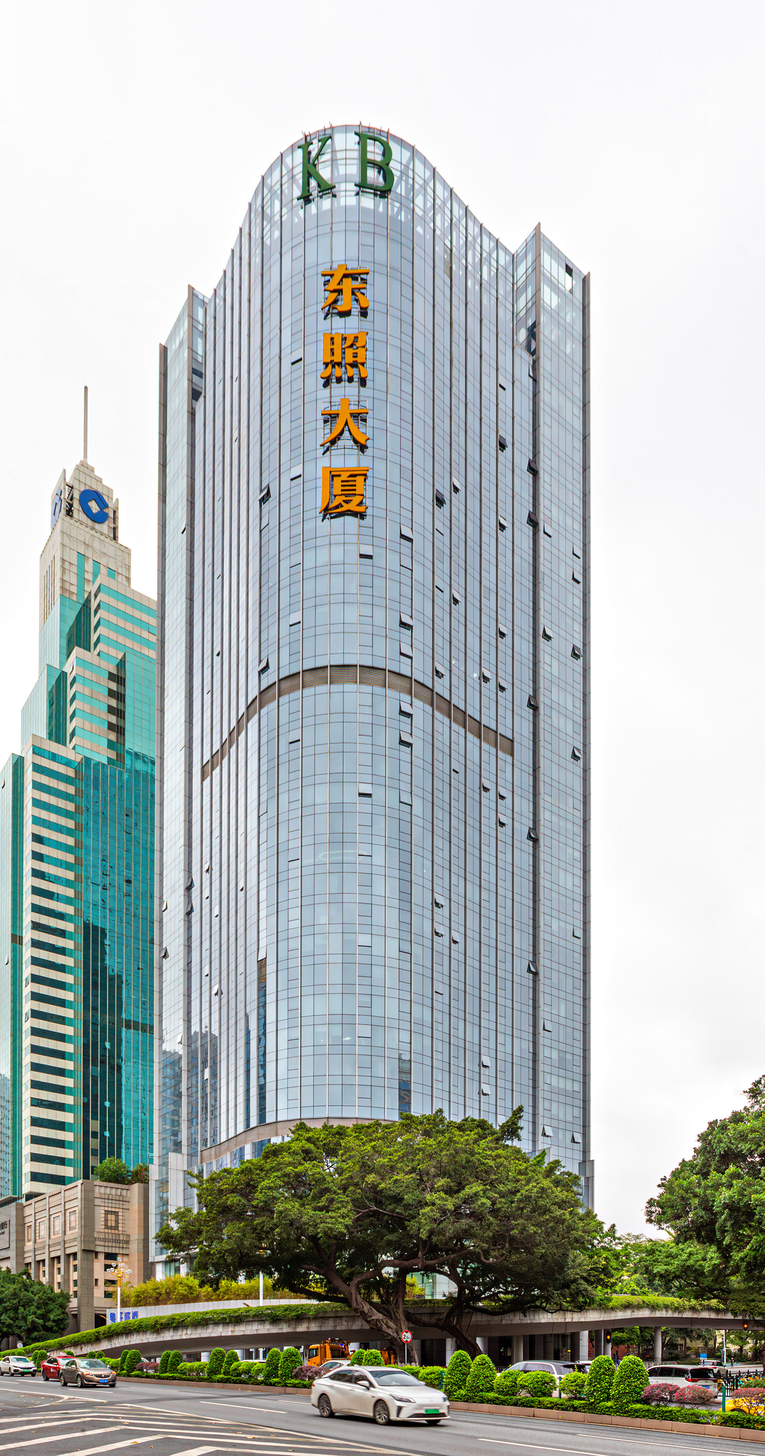 Dongzhao Building, Guangzhou - View from the southeast. © Mathias Beinling