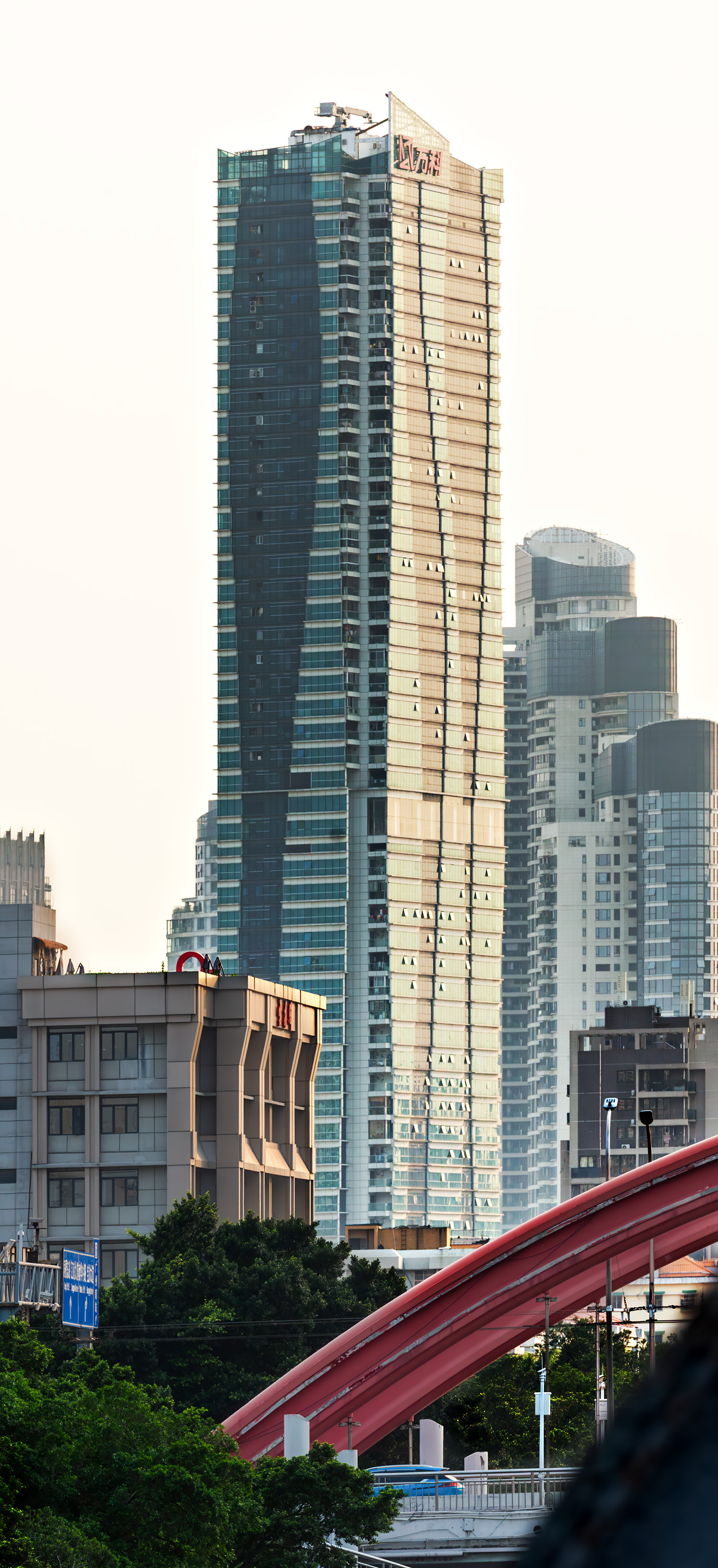 Fortune Way, Guangzhou - View from the northeast. © Mathias Beinling