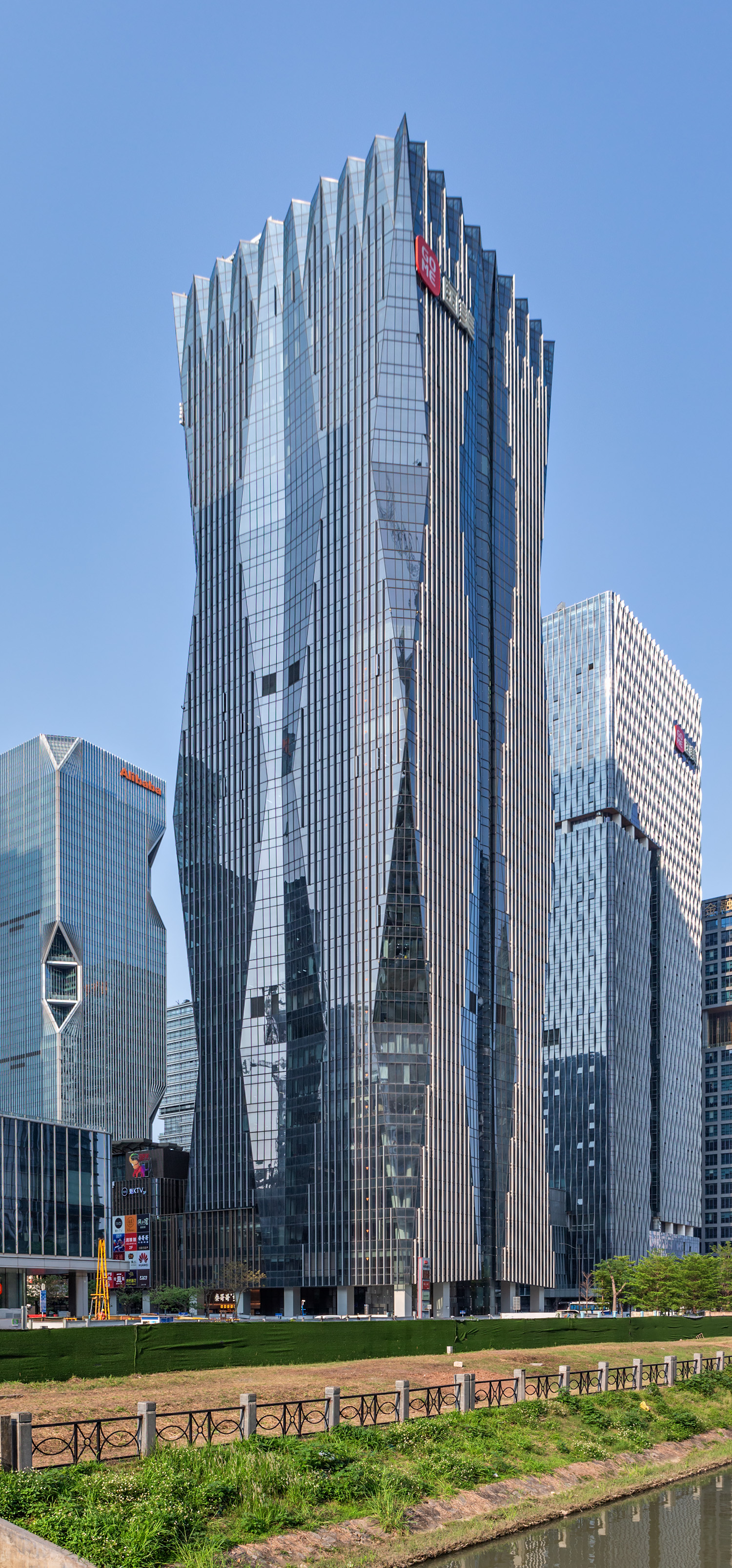 Gome Smart City West Tower, Guangzhou - View from the southwest. © Mathias Beinling