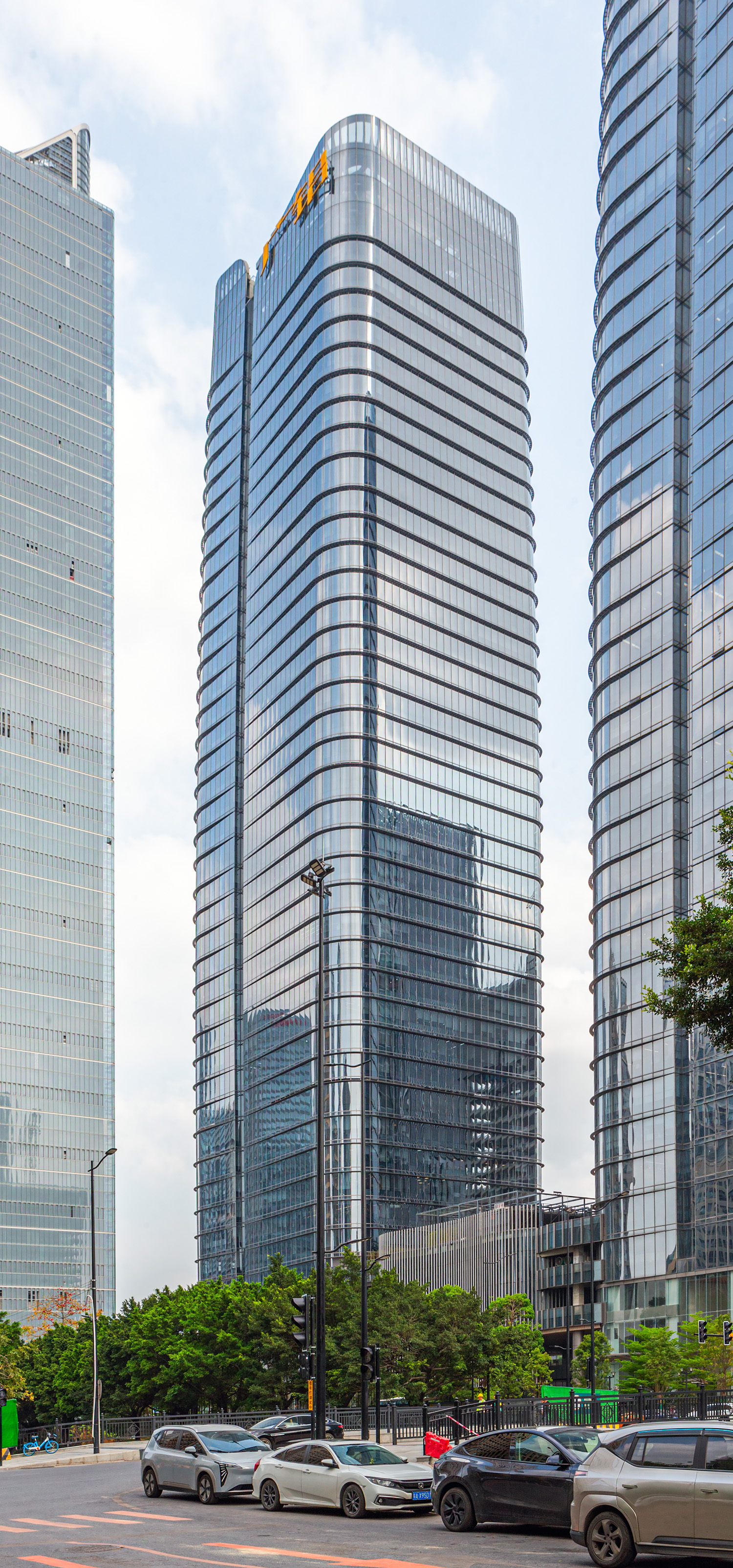 Guangzhou Aluminum Group Pazhou East Tower, Guangzhou - View from the northwest. © Mathias Beinling