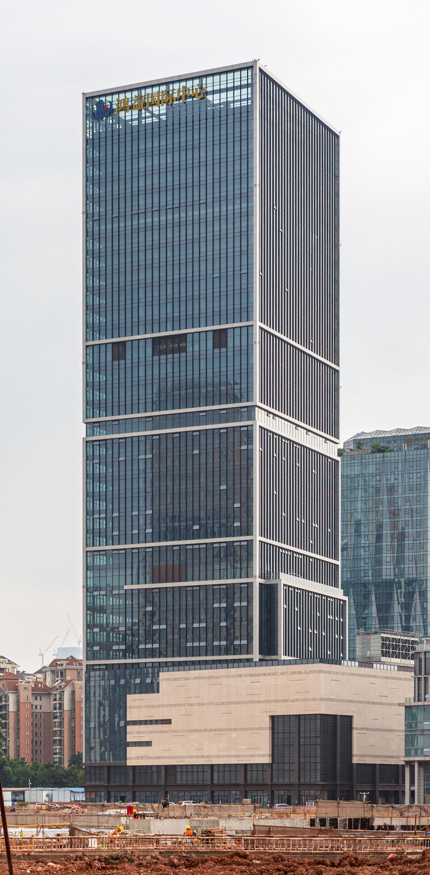 Hongyi International Center, Guangzhou - View from the east. © Mathias Beinling