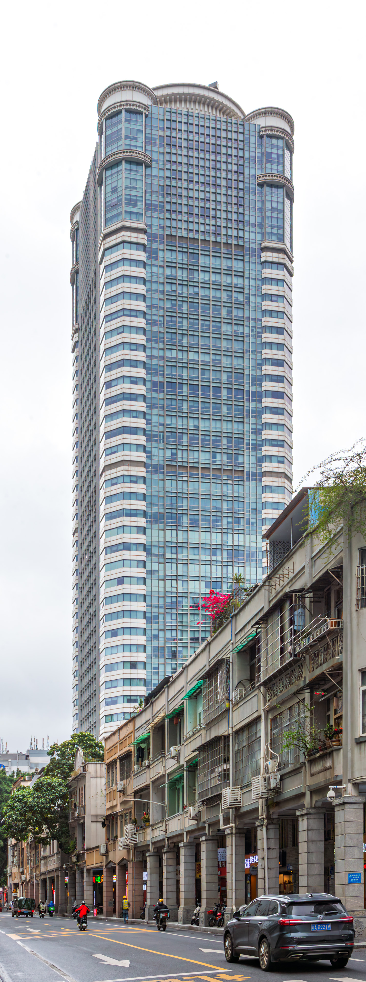 Pearl River International Building, Guangzhou - View from the east. © Mathias Beinling