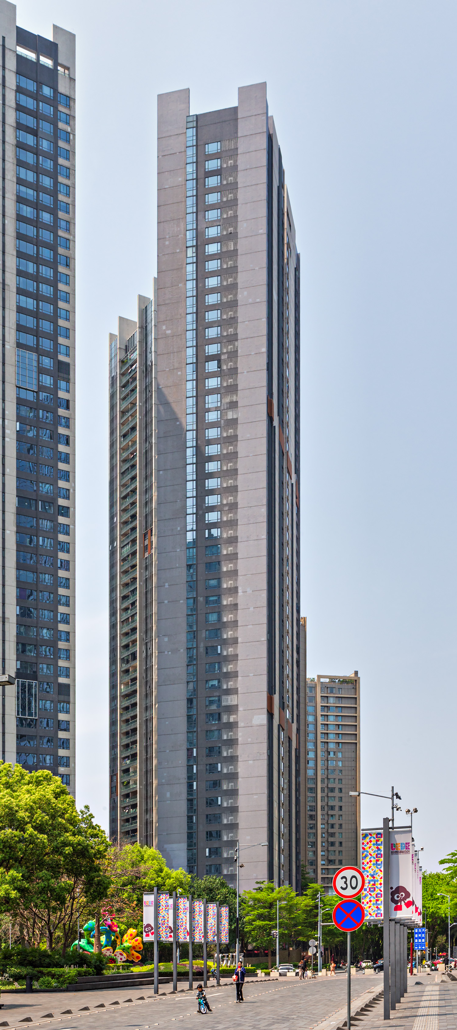 The Riviera A4-A5, Guangzhou - View from the east. © Mathias Beinling
