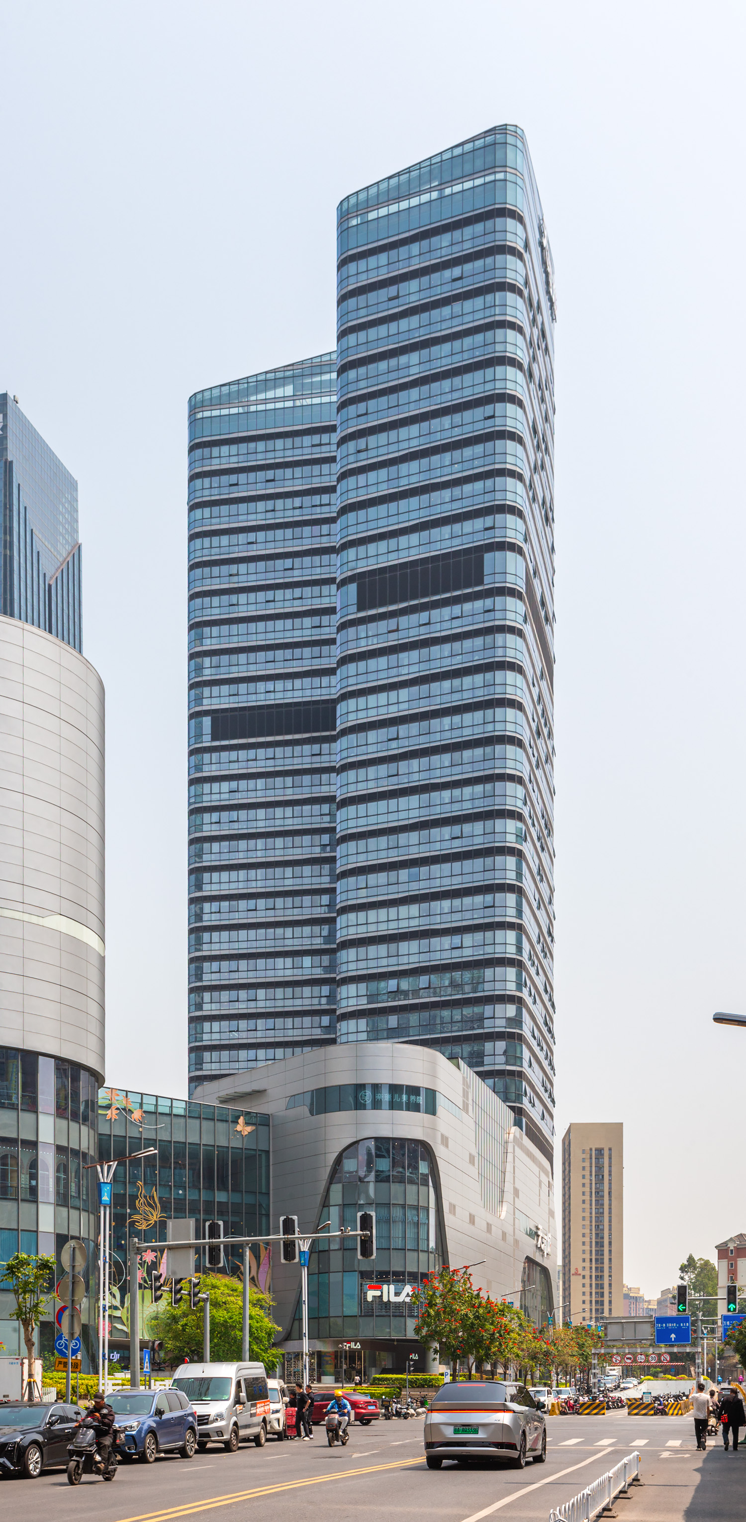 Wanbo Teem Mall Tower 2, Guangzhou - View from the southwest. © Mathias Beinling