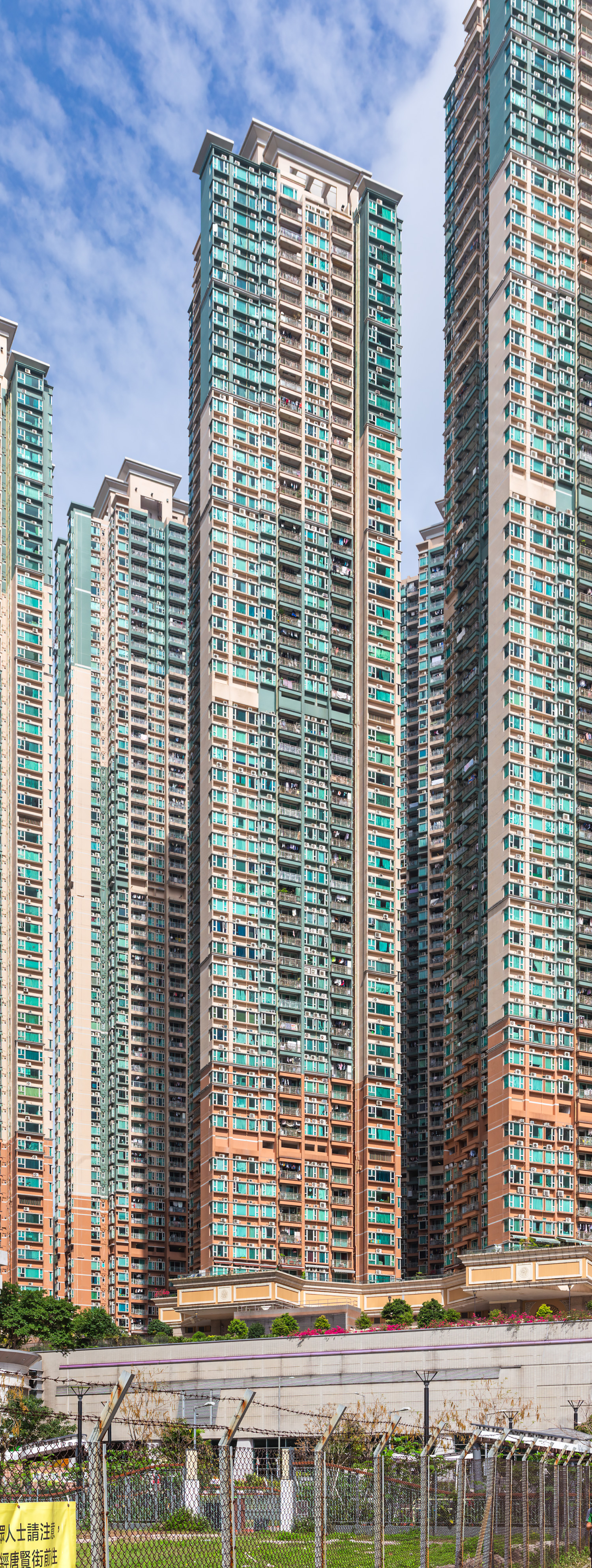 Metro Town Tower 3 - View from the east