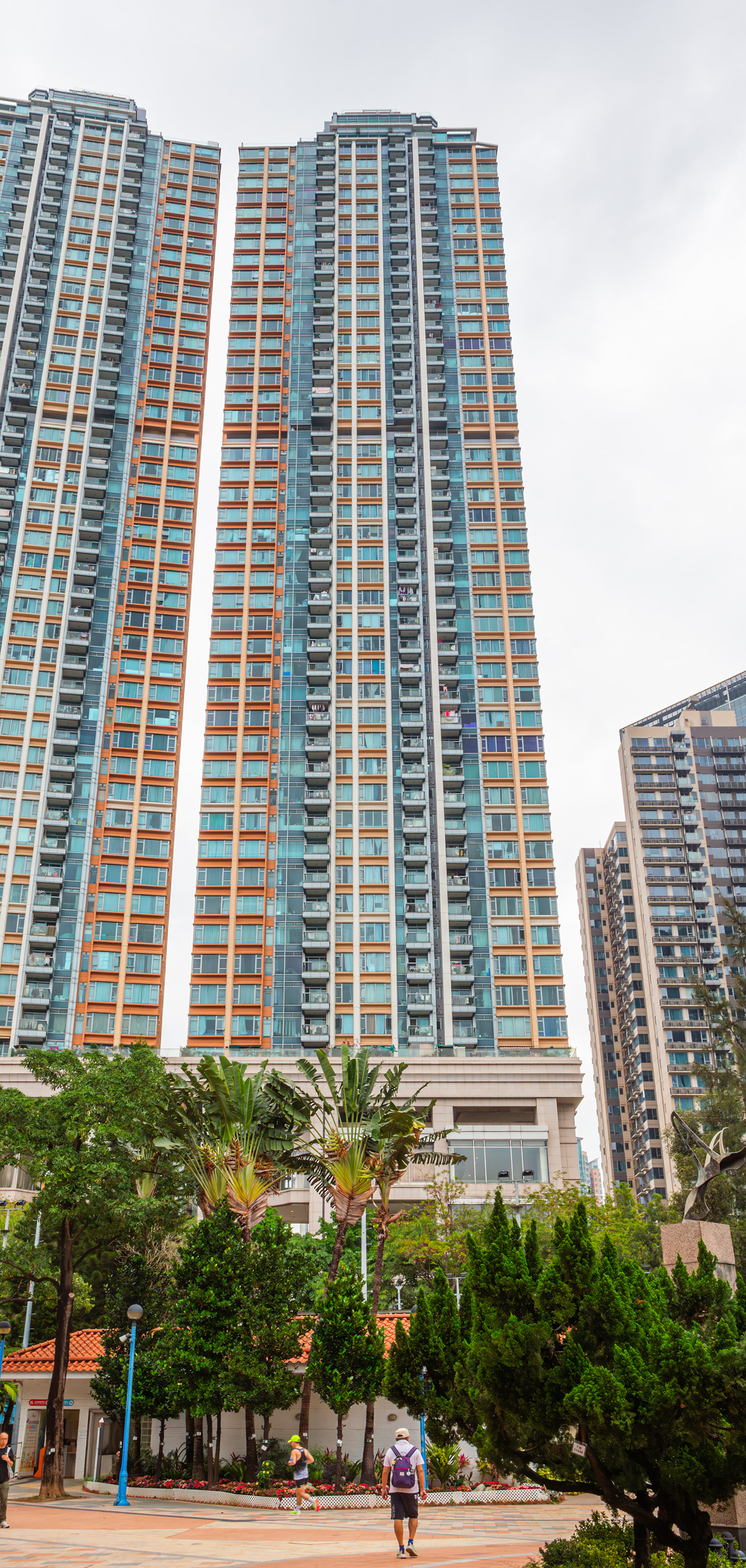The Dynasty Tower 2 - Looking up