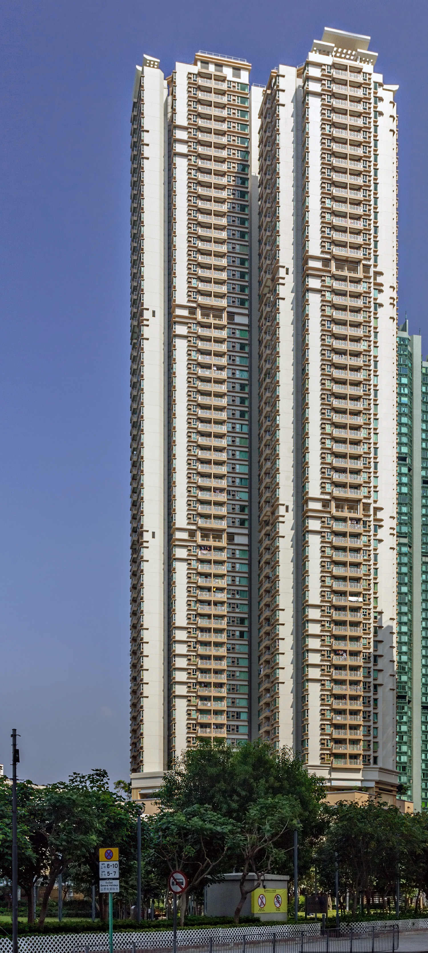 The Merton 1 - View from the southwest