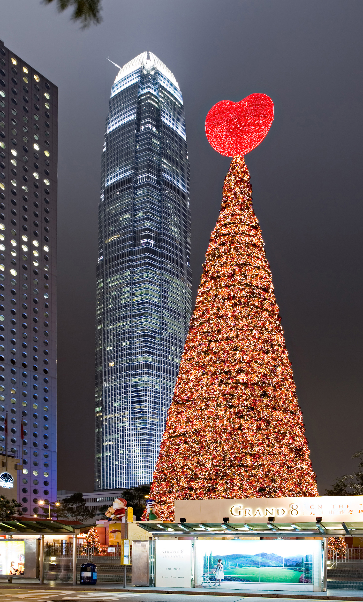 Two International Finance Centre - Night view from Connaught Road Central