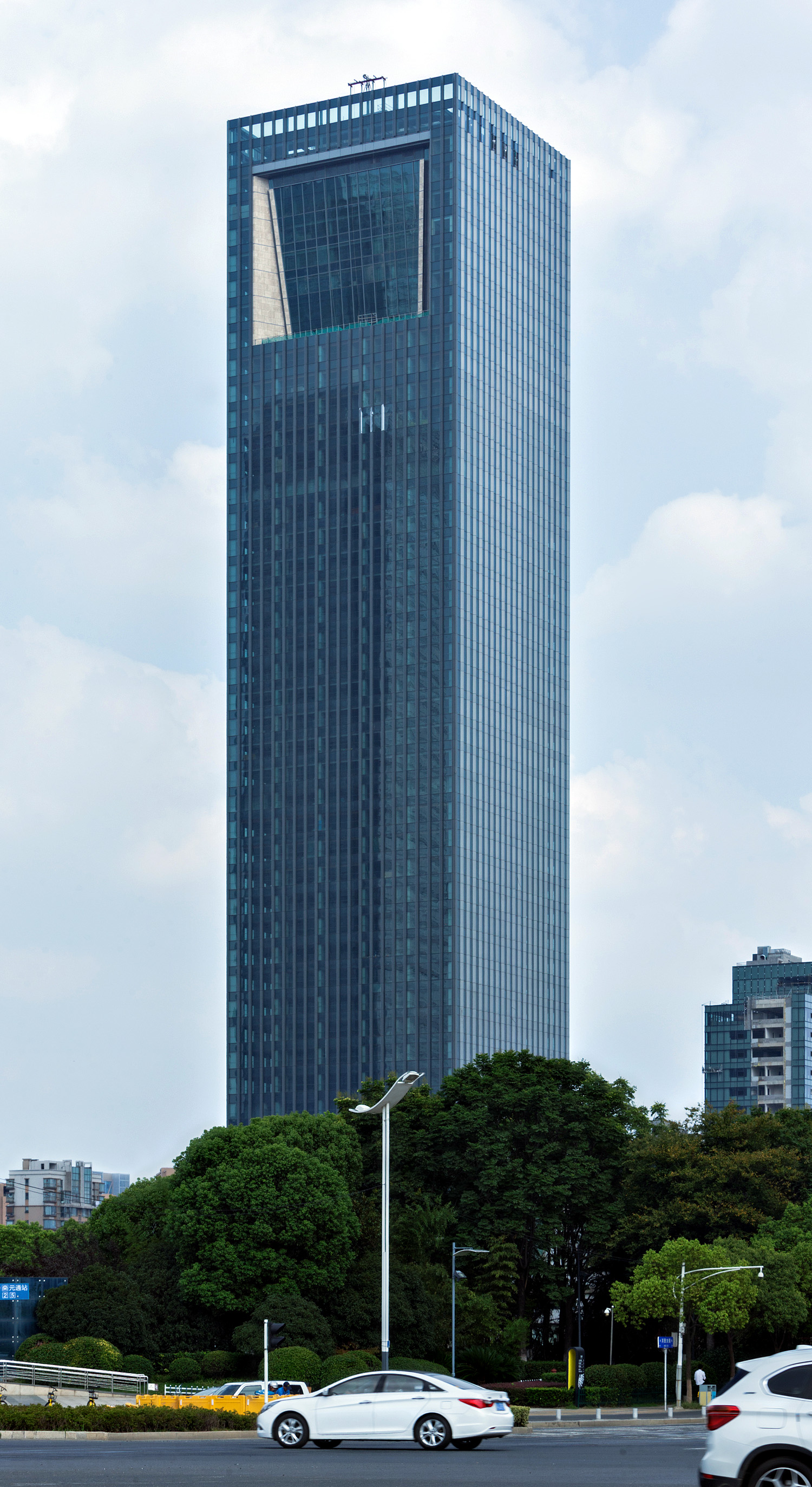 China Merchants Bank Tower, Nanjing - View from the west. © Mathias Beinling
