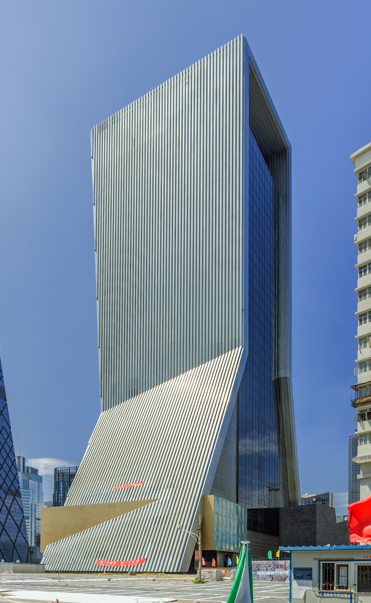 TVCC, Peking - Under construction before the fire. © Mathias Beinling