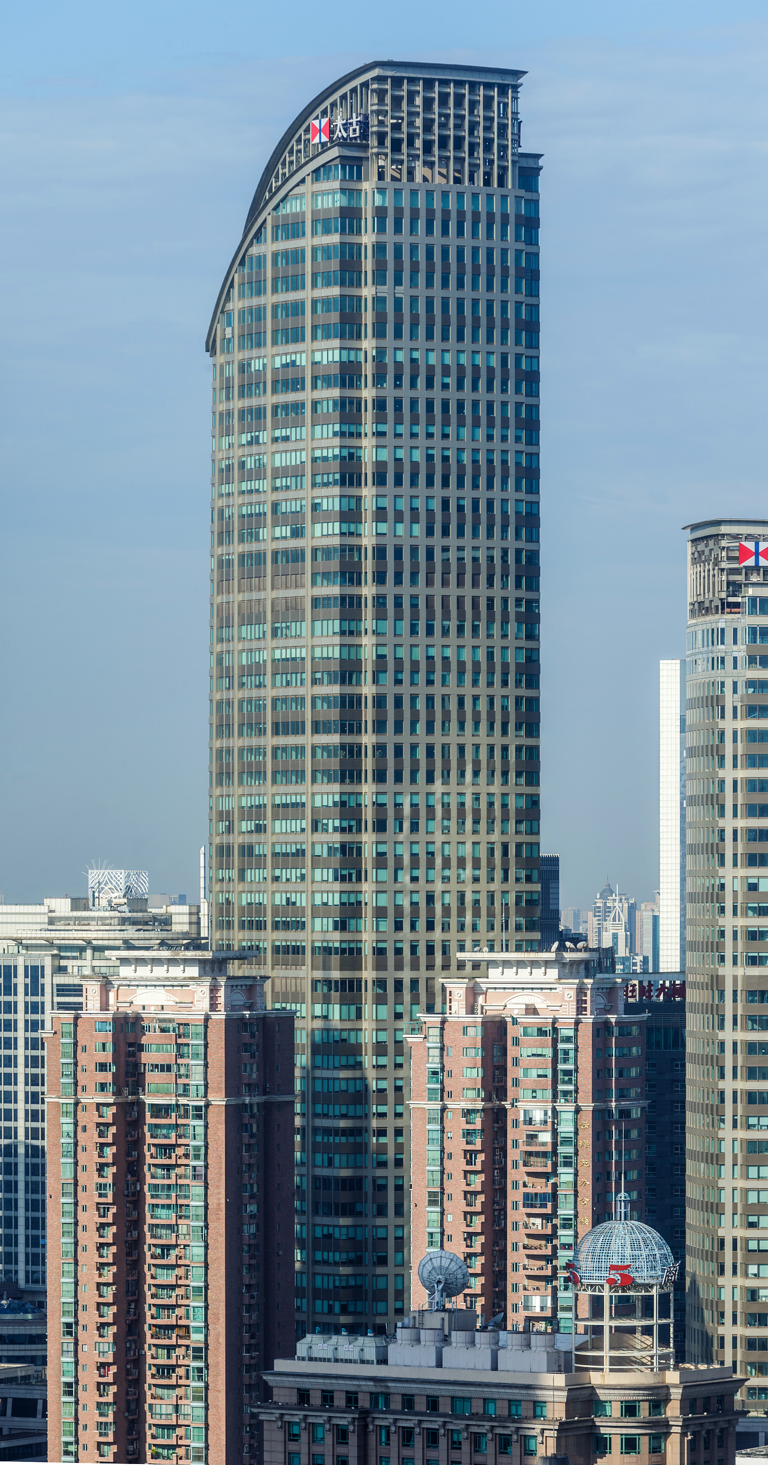 HKRI Centre One, Shanghai - View from Radisson New World Hotel. © Mathias Beinling