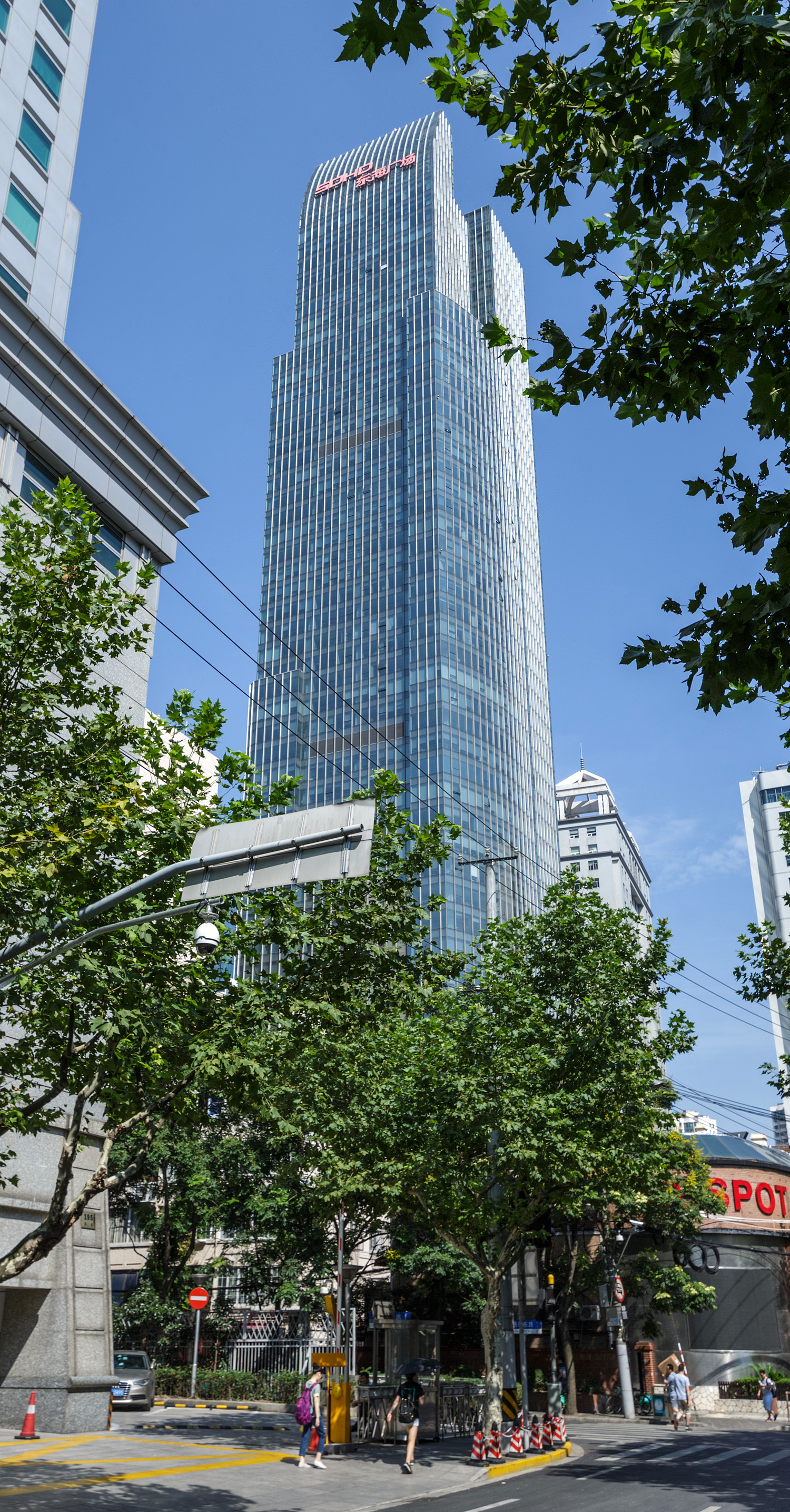 The Exchange SOHO, Shanghai - View from the southeast. © Mathias Beinling