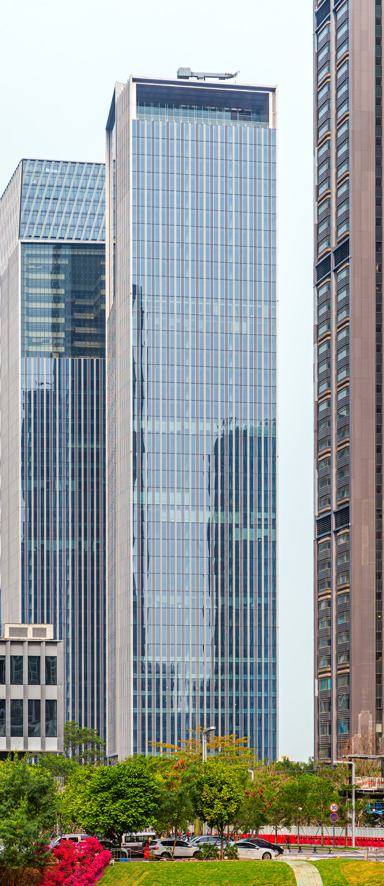 COFCO Qianhai Asia Pacific Headquarters, Shenzhen - View from the east. © Mathias Beinling