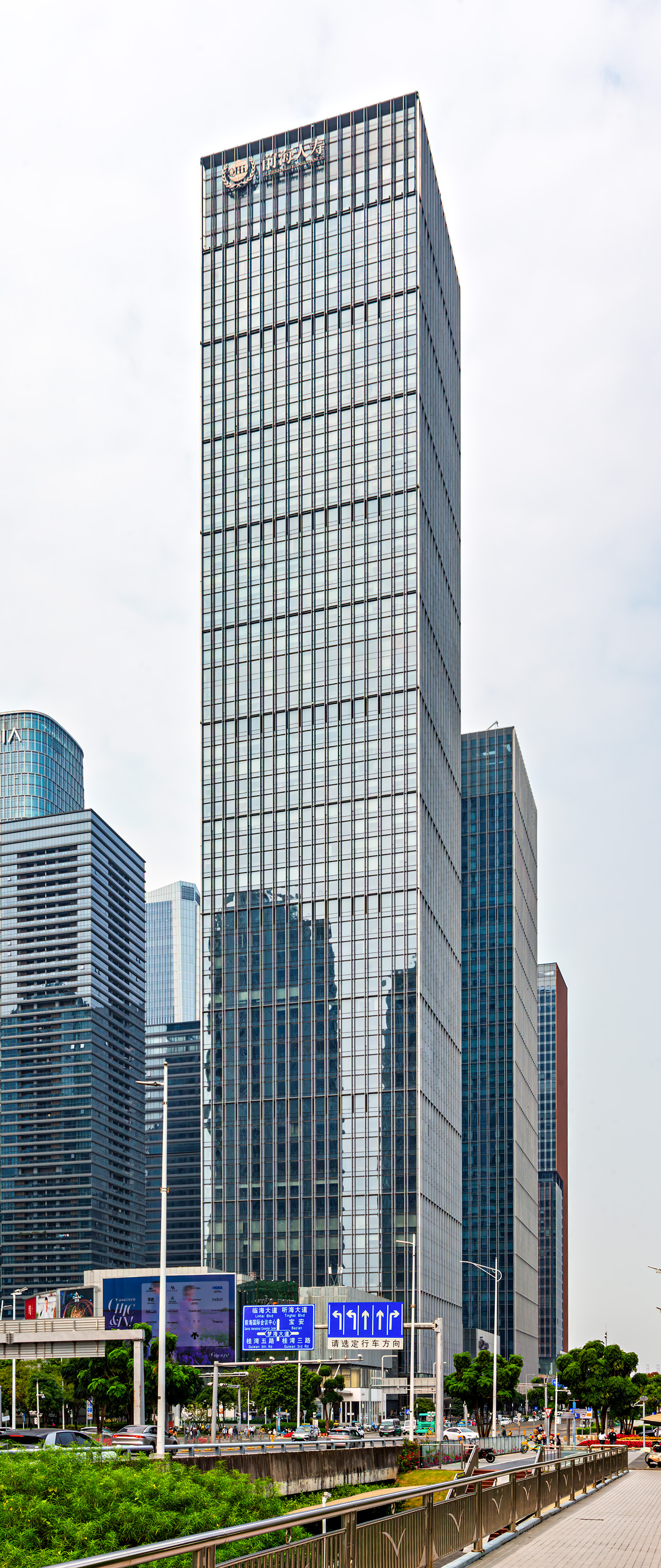 China Resources Qianhai Center Tower 1, Shenzhen - View from the east. © Mathias Beinling