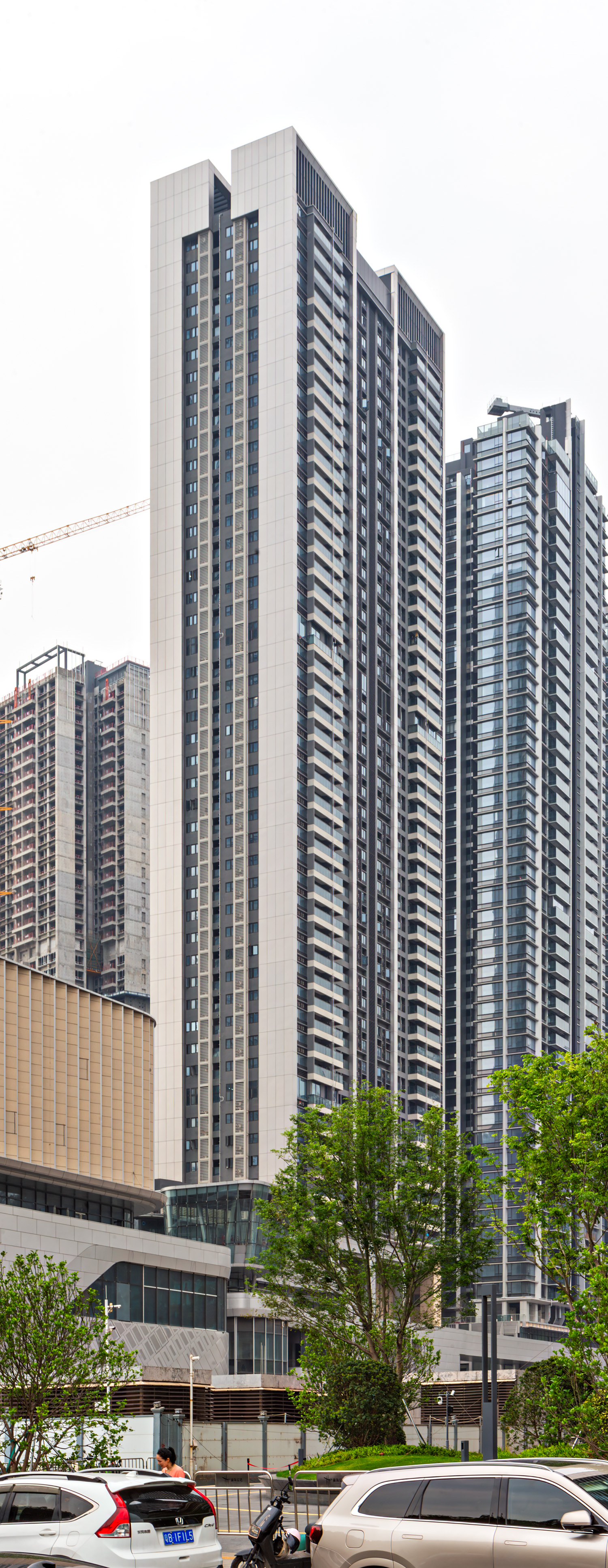 Chiwanhui Plaza Tower 2, Shenzhen - View from the east. © Mathias Beinling