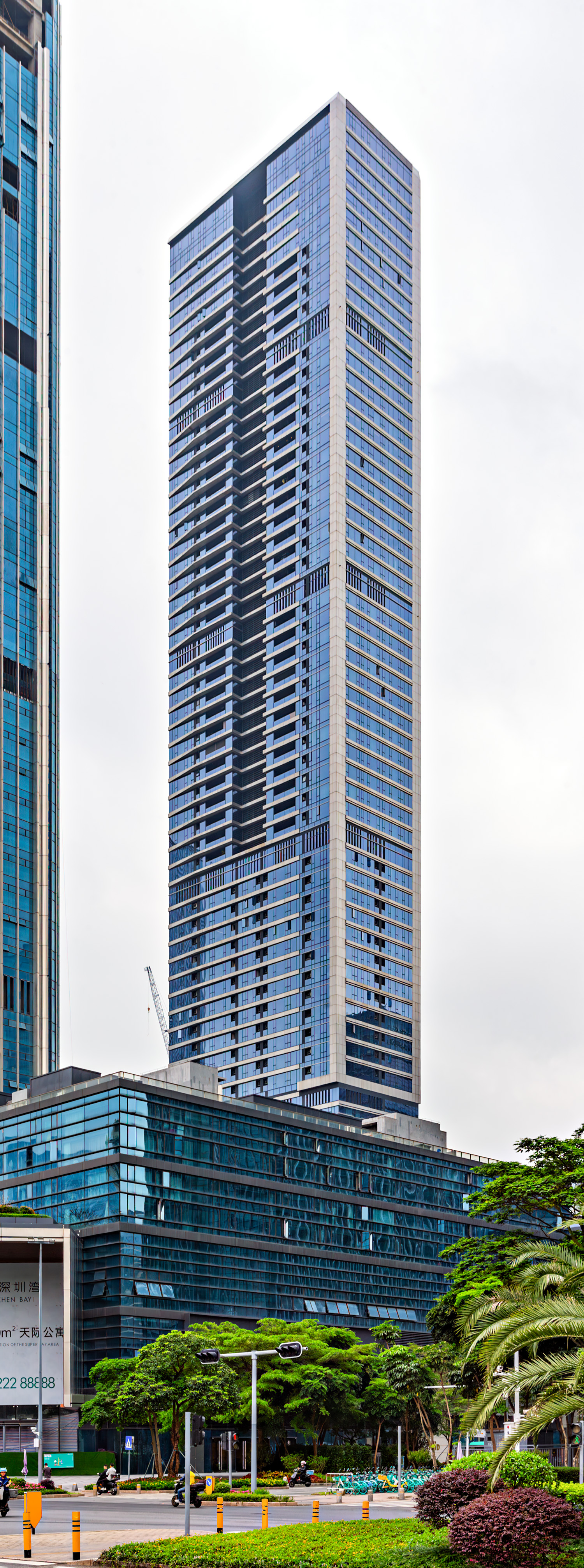 Hengyu Jinrong Center Block B, Shenzhen - View from the southwest. © Mathias Beinling