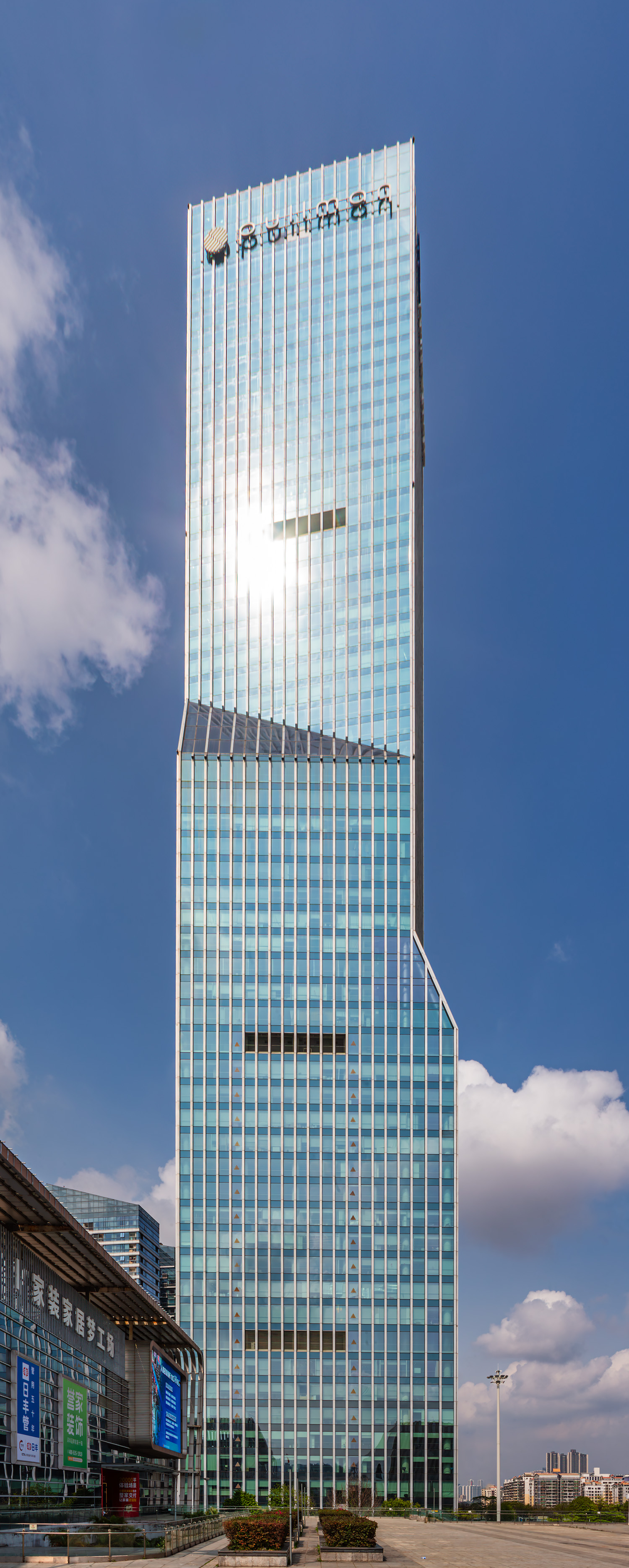 Huide Tower, Shenzhen - View from the southwest. © Mathias Beinling