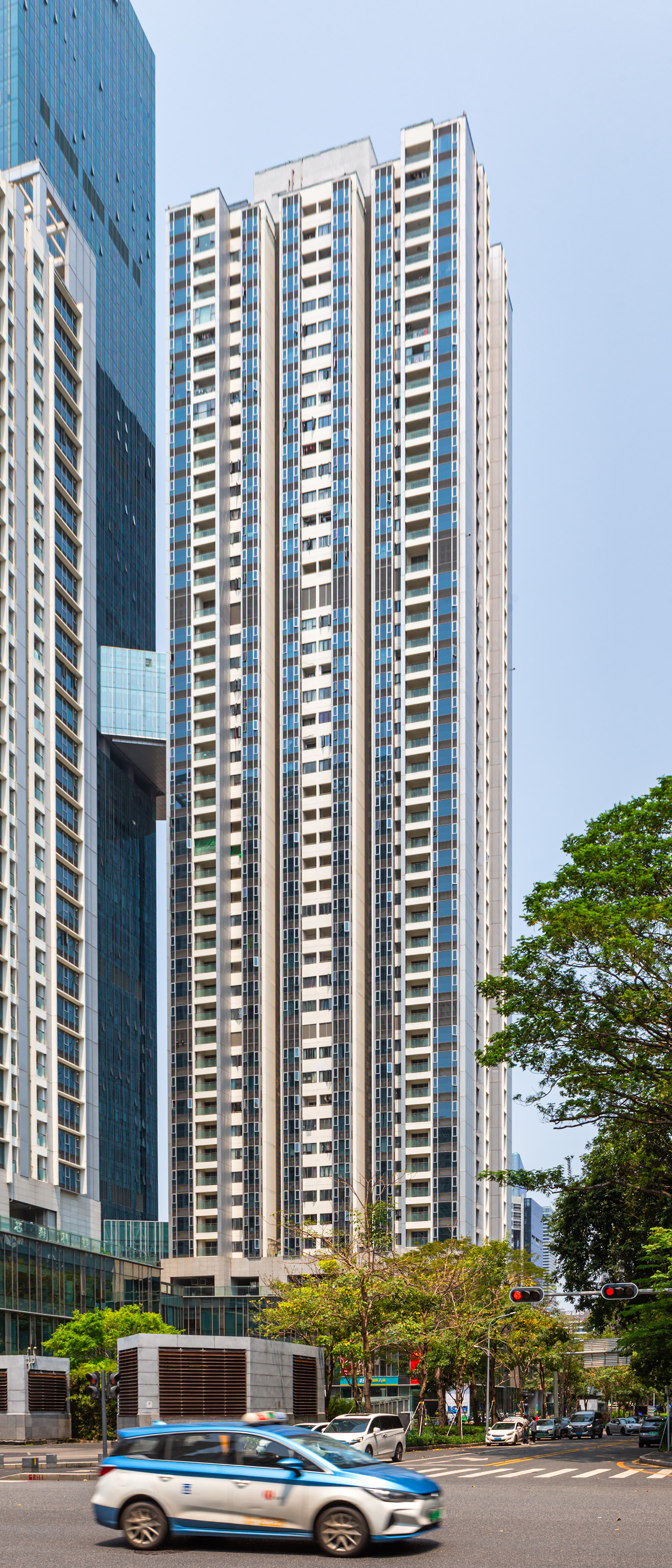 Shenzhen Bay Innovation and Technology Centre Tower 3, Shenzhen - View from the south. © Mathias Beinling