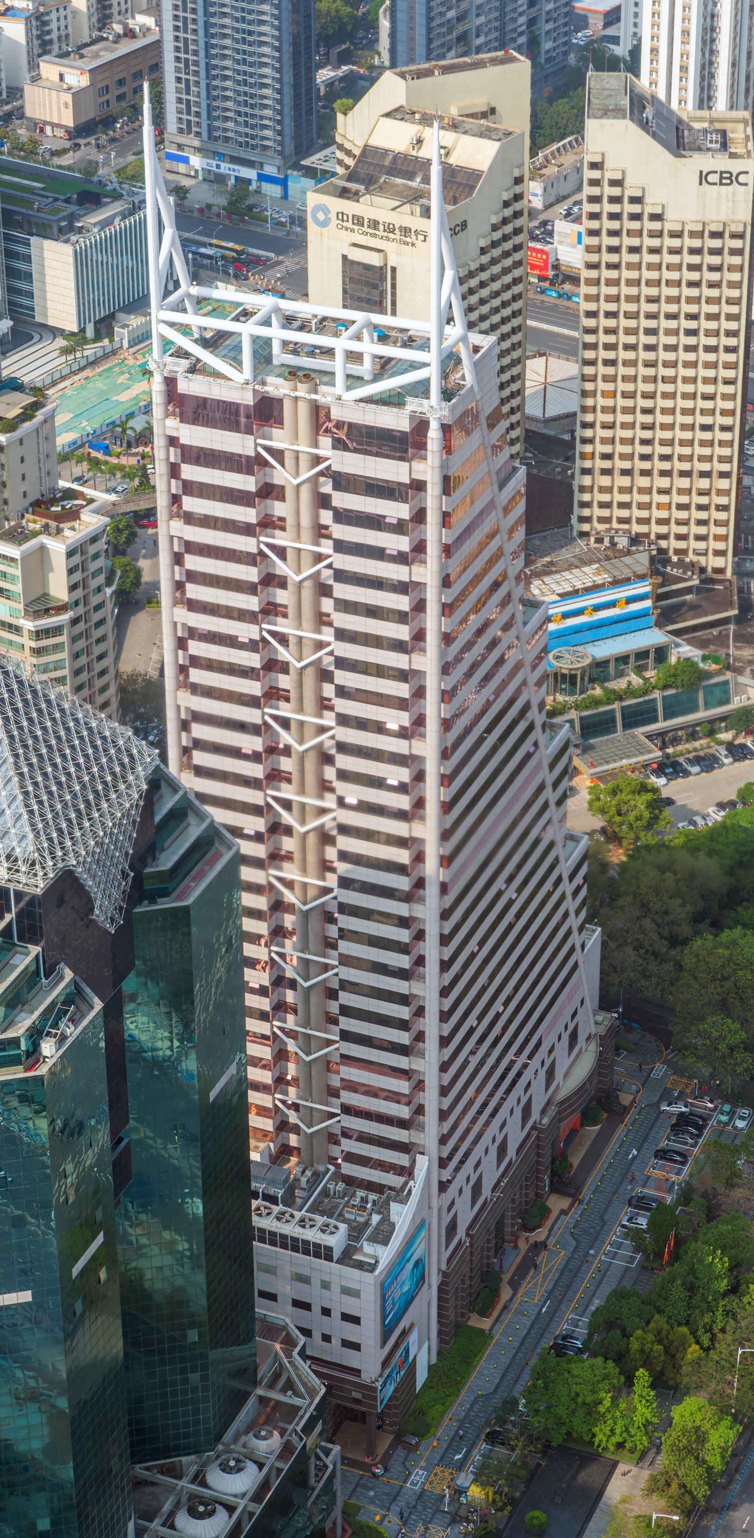 Shenzhen Development Bank, Shenzhen - View from Shun Hing Square. © Mathias Beinling