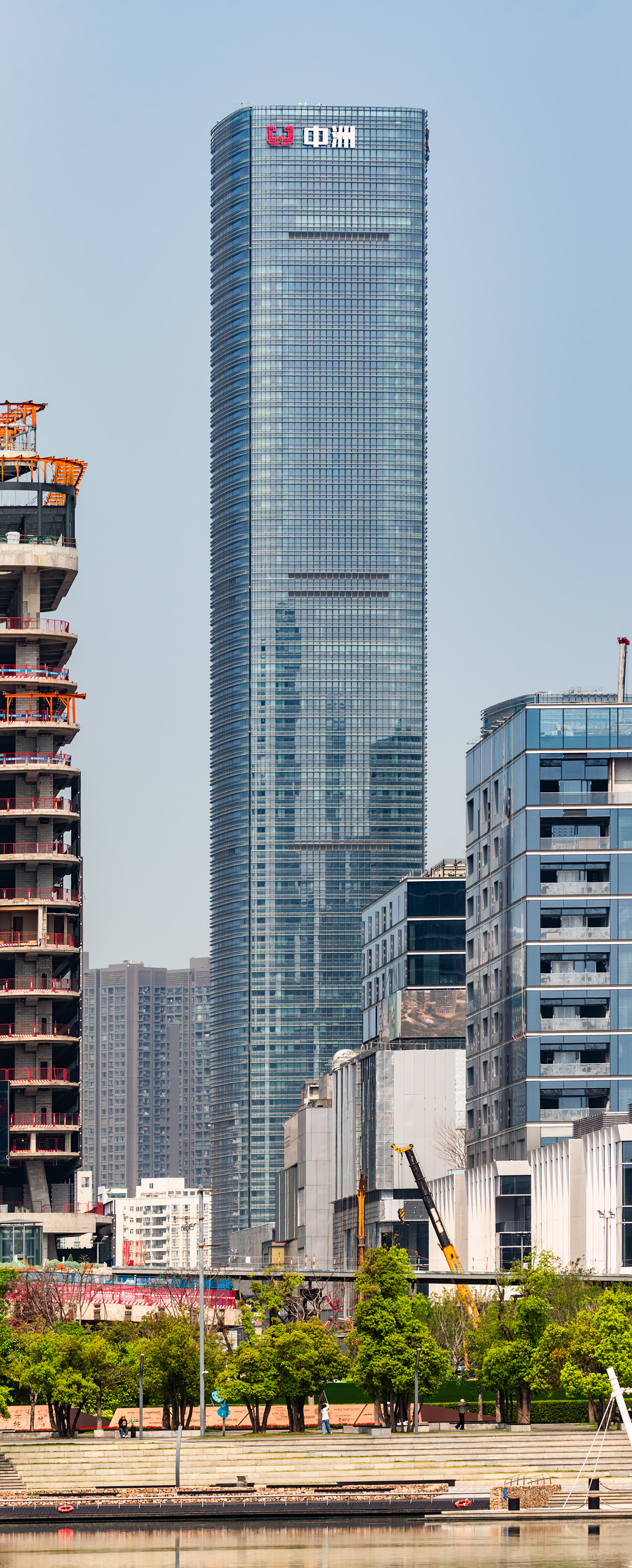 Shenzhen Zhongzhou Holdings Financial Center, Shenzhen - View from the east. © Mathias Beinling