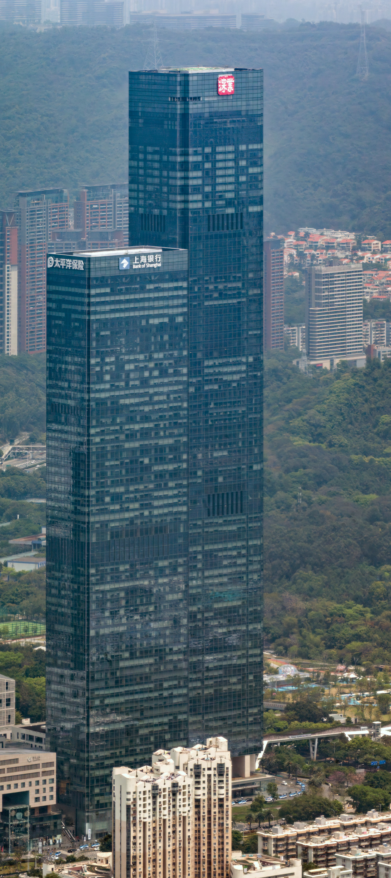 Shum Yip Upperhills Tower 1, Shenzhen - View from Ping An Finance Center. © Mathias Beinling