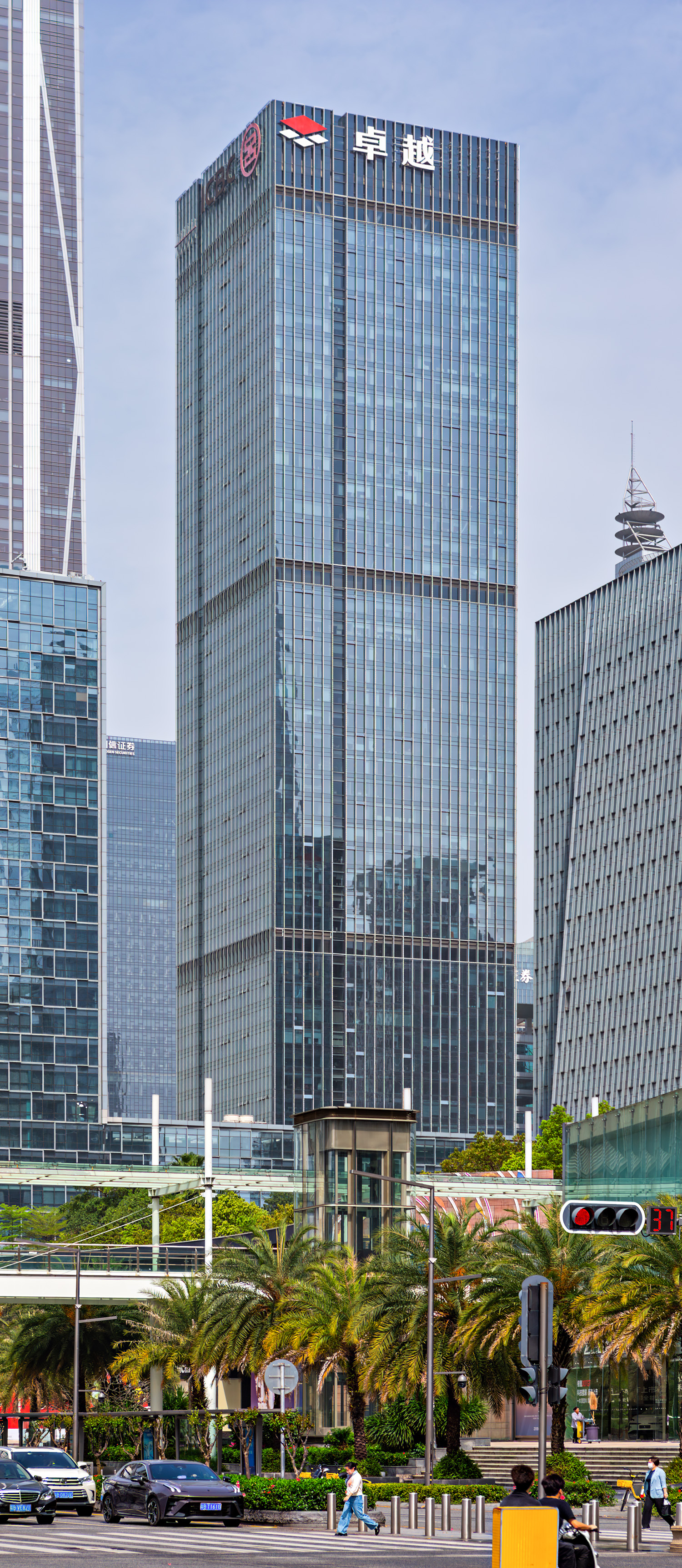 Times Square Excellence, Shenzhen - View from the southeast. © Mathias Beinling