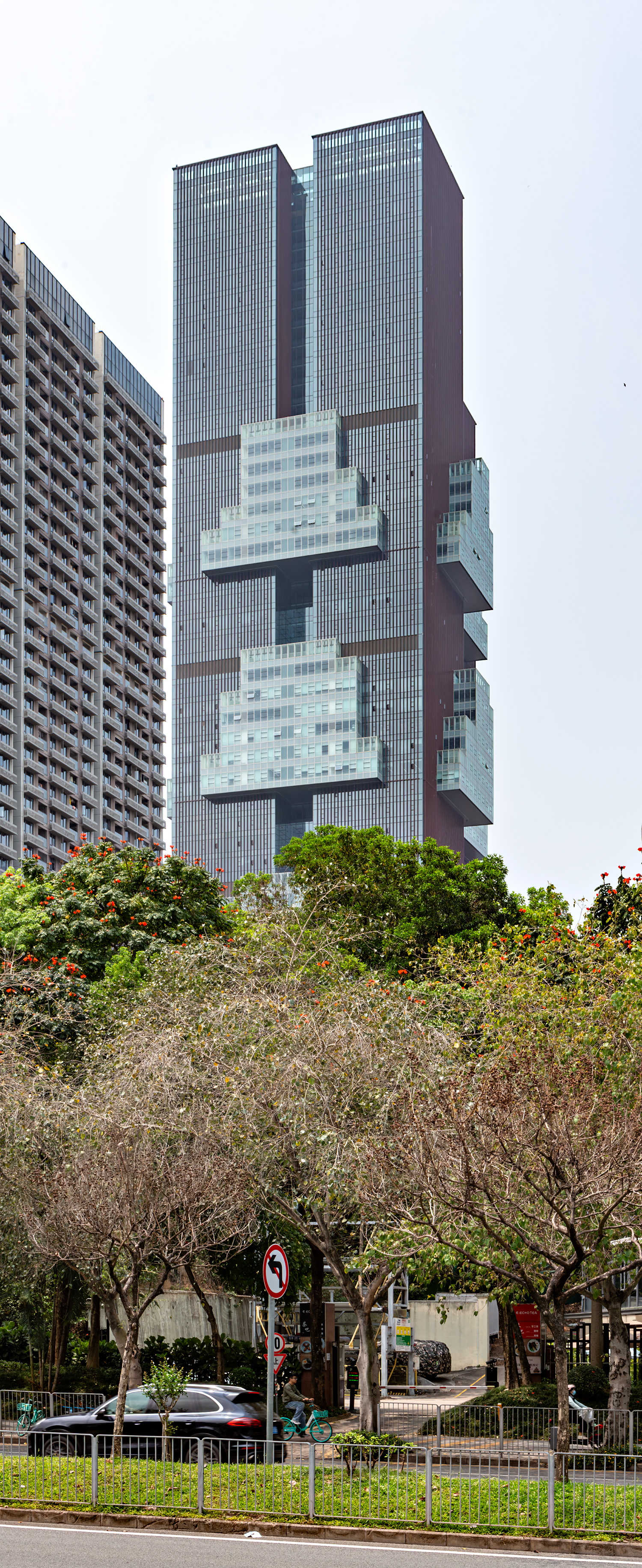 Vanke Yun City, Shenzhen - View from the northeast. © Mathias Beinling