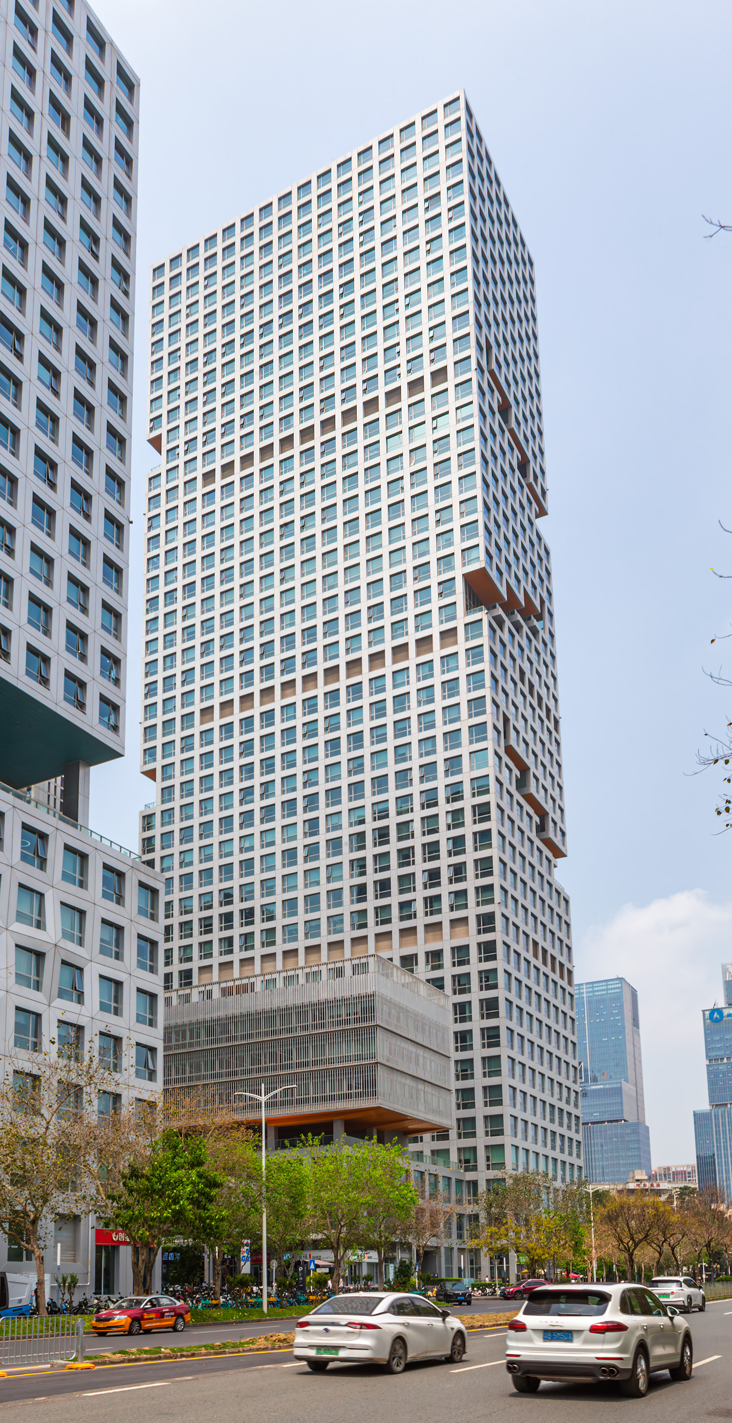 Vanke Yun Cloud City Tower 8, Shenzhen - View from the southeast. © Mathias Beinling