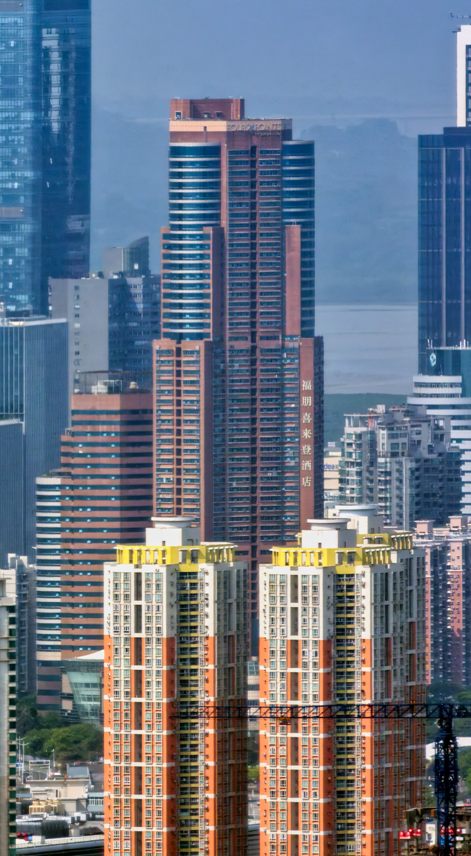 Walton Heights, Shenzhen - View from Shun Hing Square. © Mathias Beinling